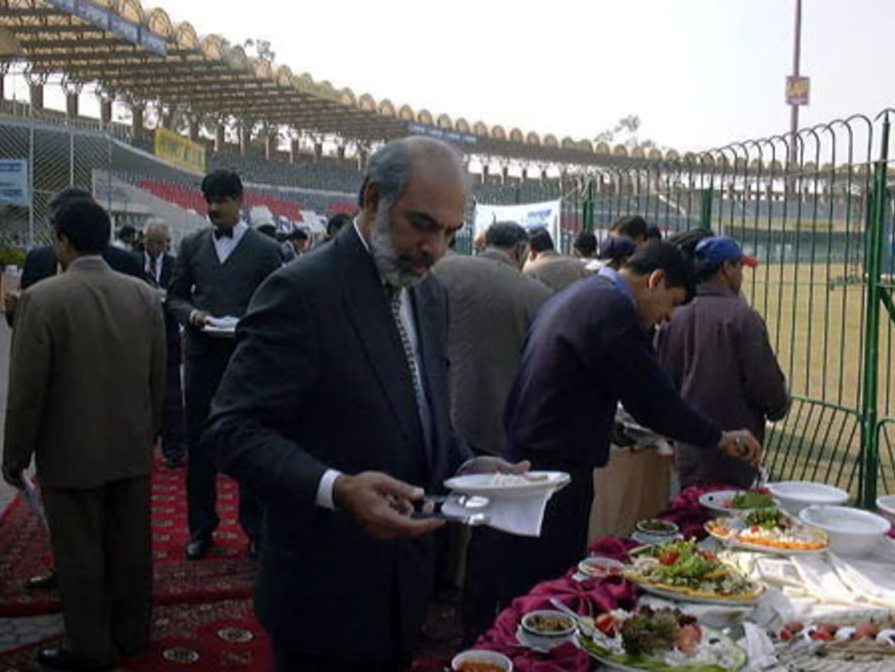 Guests at lunch after the PCB - CricInfo Internet Rights Acquisition Ceremony at Gaddafi Stadium, Lahore 5 Feb 2001