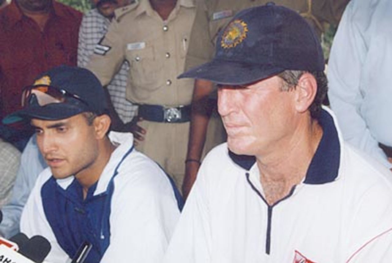 The serious looking pair of Sourav Ganguly and John Wright field questions from the Press at the Chennai camp, 8 Feb 2001