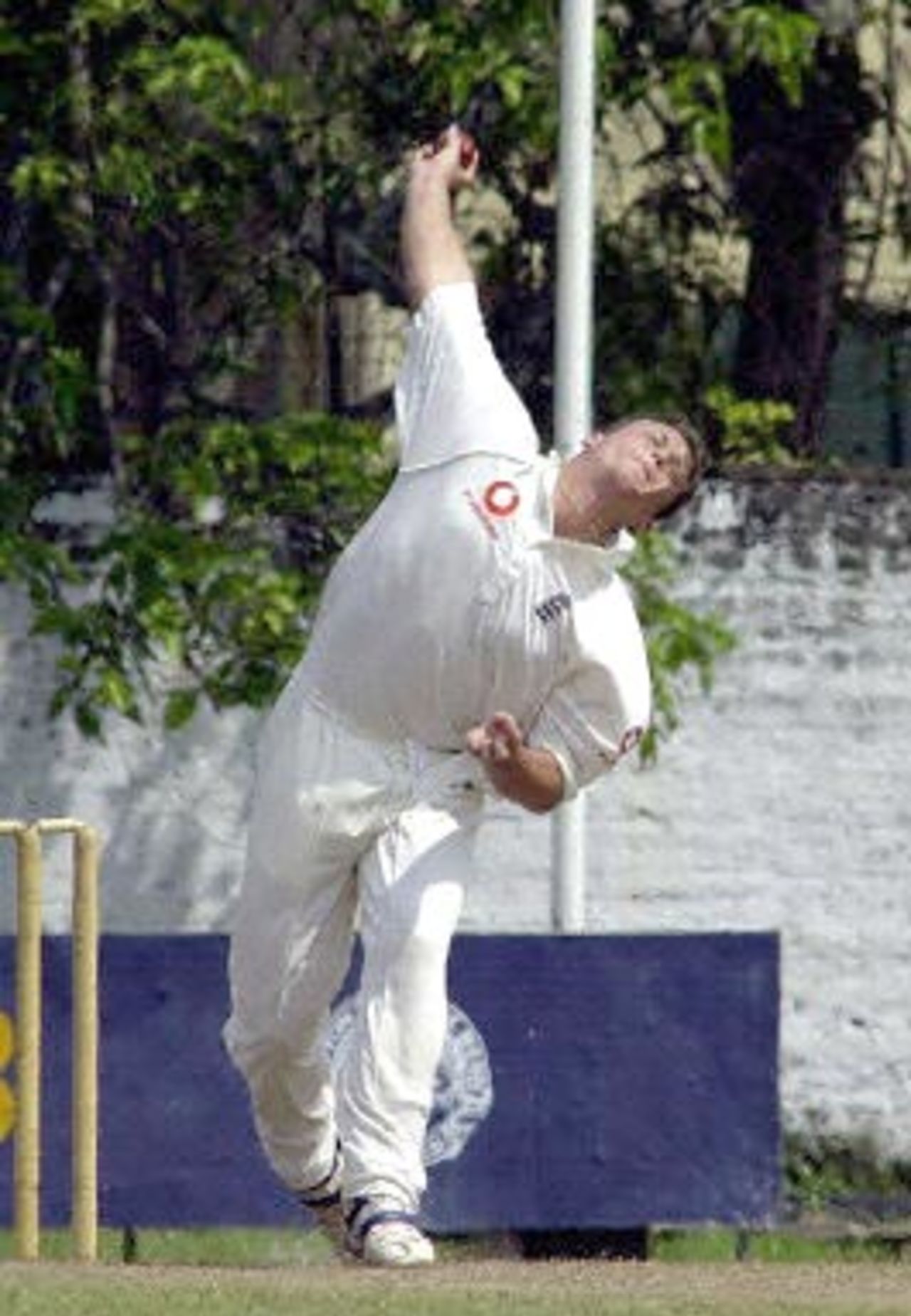 England bowler Darren Gough in action 09 February 2001 in the second day of a four-day match in Colombo. England opened their tour officially with a test match 22 February.