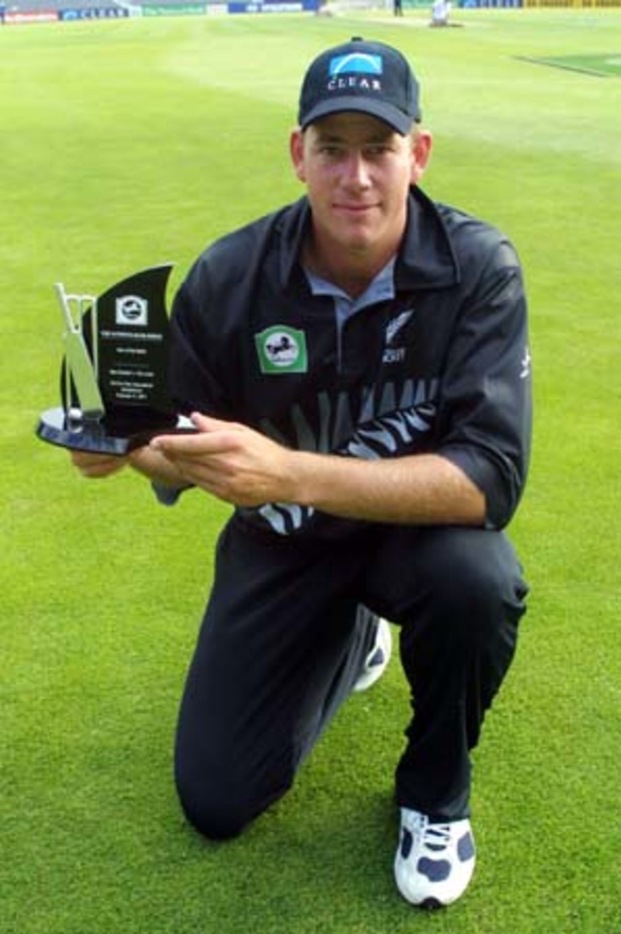 New Zealand batsman Jacob Oram holds the National Bank Player of the Match trophy. Oram scored 59 off 57 balls, including three fours and four sixes, and effected the run out of Sri Lankan top scorer Marvan Atapattu for 76, hitting the stumps direct from deep backward point. 5th One-Day International: New Zealand v Sri Lanka at Jade Stadium, Christchurch, 11 February 2001.