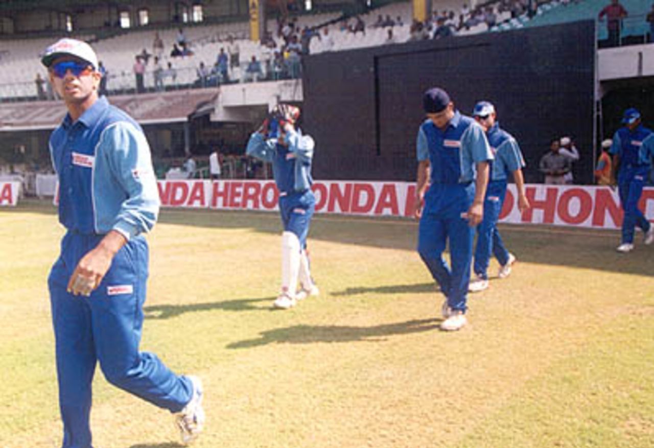 12 Feb 2001: Challenger Series 2000/01, India v India 'A', MA Chidambaram Stadium, Chepauk, Chennai