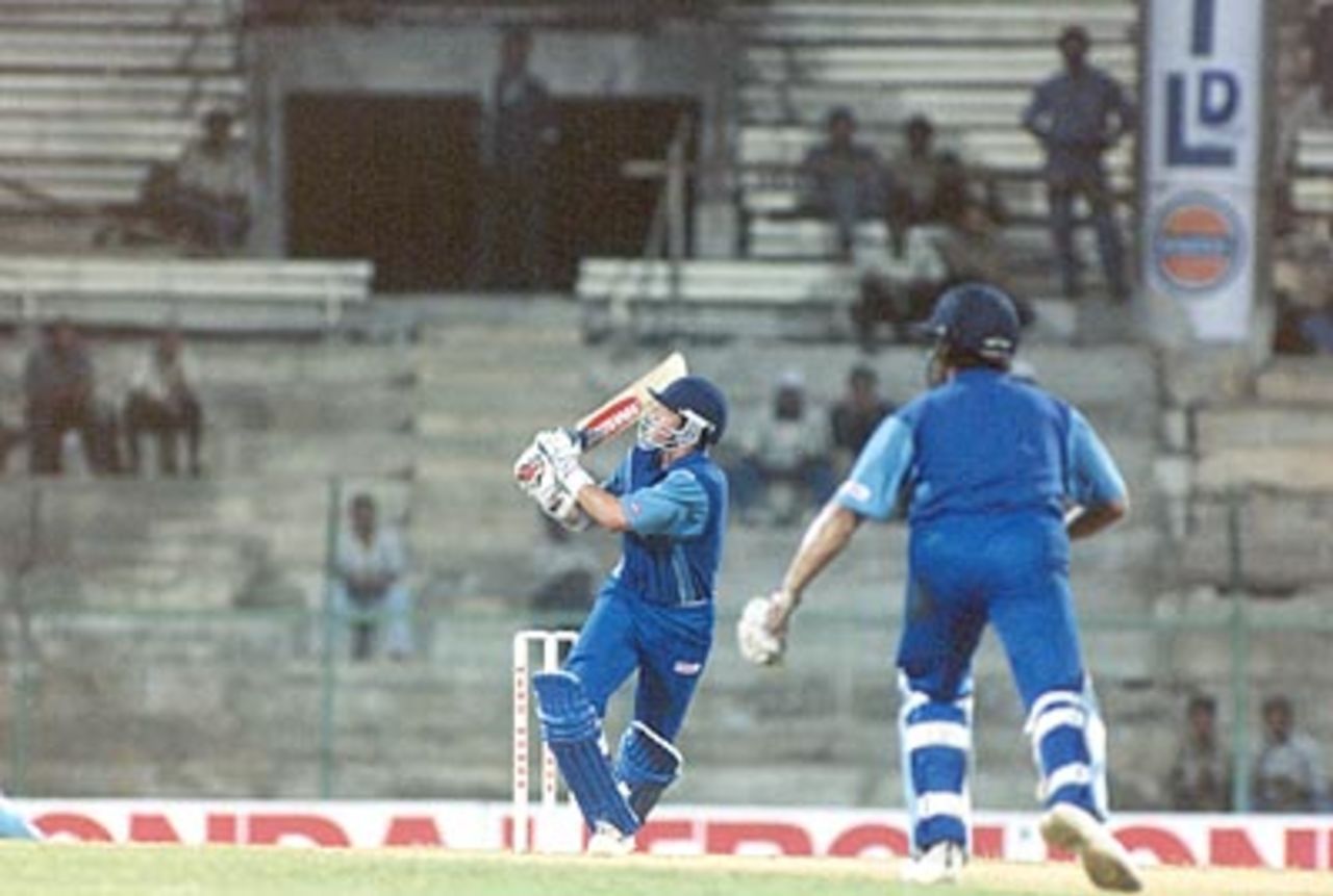 Hrishikesh Kanitkar plays an effective pull shot. Challenger Series 2000/01, India v India 'A', MA Chidambaram Stadium, Chepauk, Chennai, 12 Feb 2001