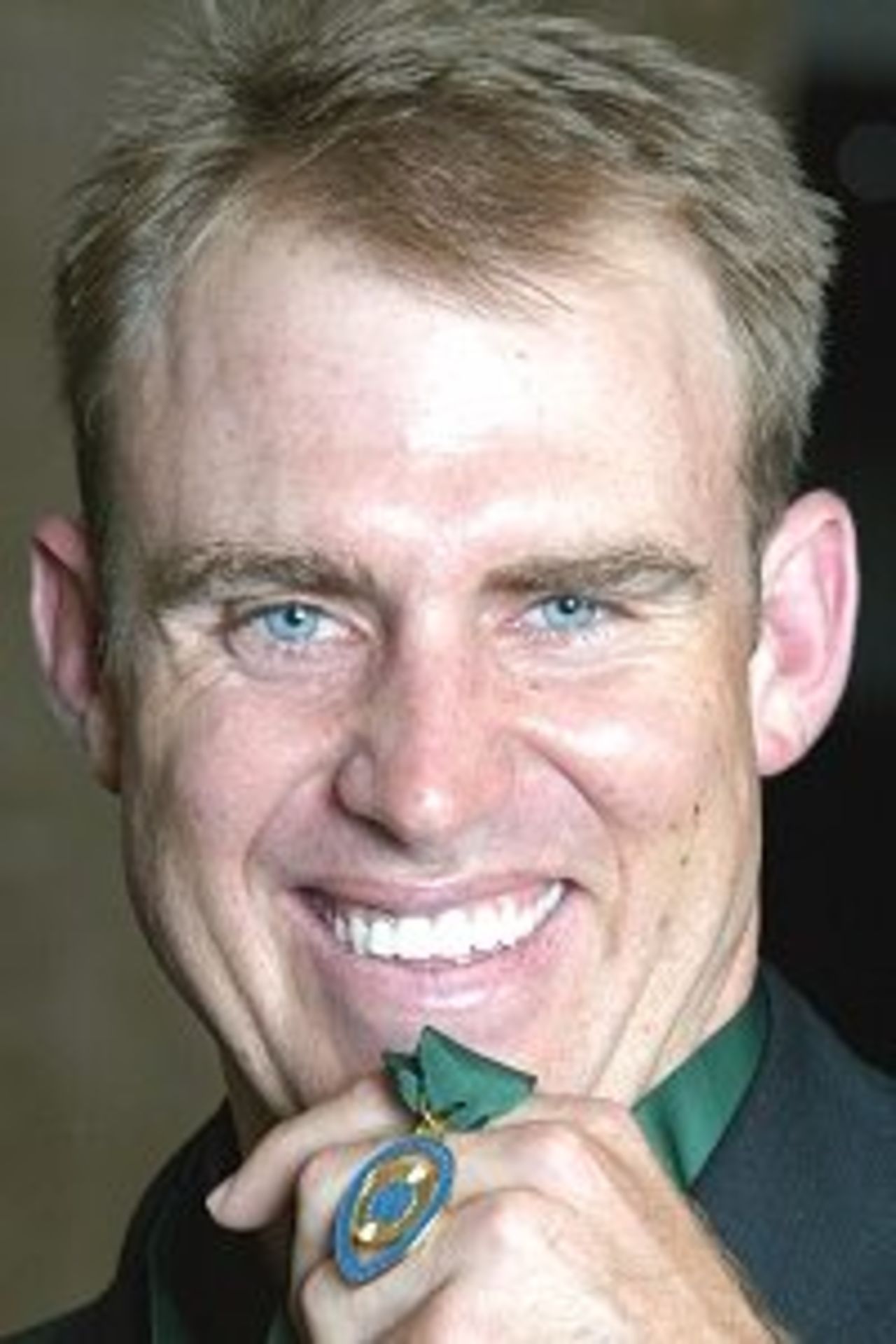 11 Feb 2002: Matthew Hayden with the Allan Border Medal , at the Allan Border Medal dinner, held at the Crown Palladium, Melbourne, Australia.