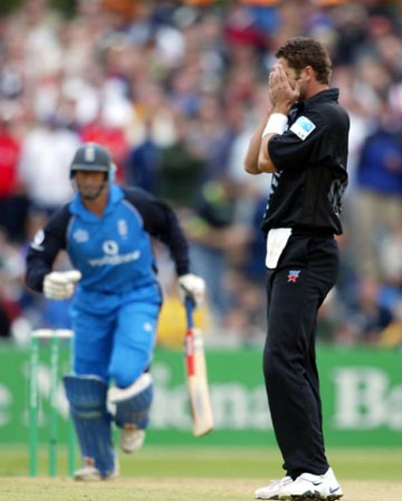 New Zealand bowler Chris Cairns shows his frustration after being struck to the boundary by England batsman Nasser Hussain during his spell of 3-51 from 10 overs. 3rd ODI: New Zealand v England at McLean Park, Napier, 20 February 2002.