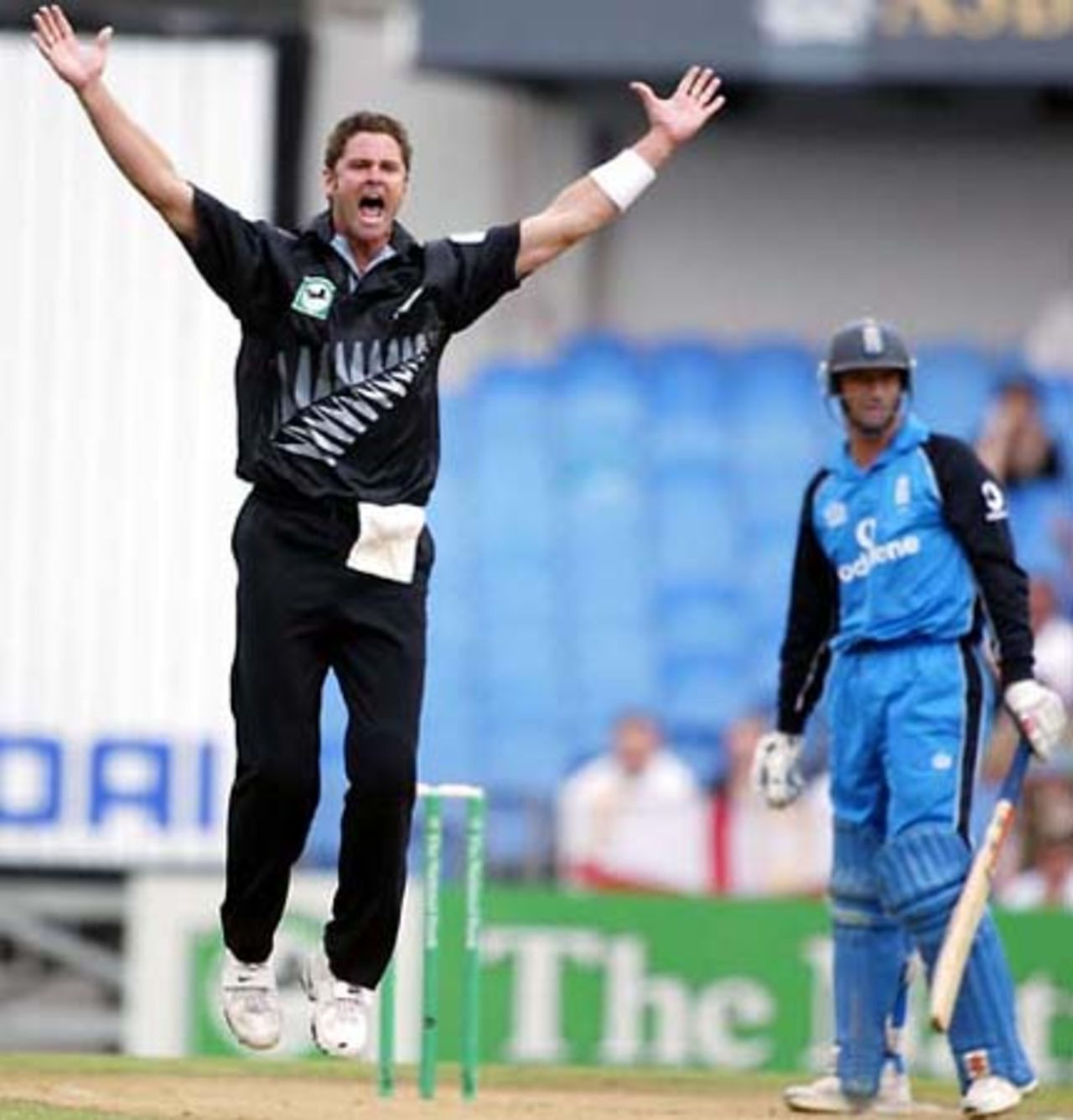 New Zealand bowler Chris Cairns successfully appeals for lbw against England batsman Nasser Hussain. Hussain was dismissed for 17 during Cairns' spell of 2-39 from eight overs. 4th ODI: New Zealand v England at Eden Park, Auckland, 23 February 2002.