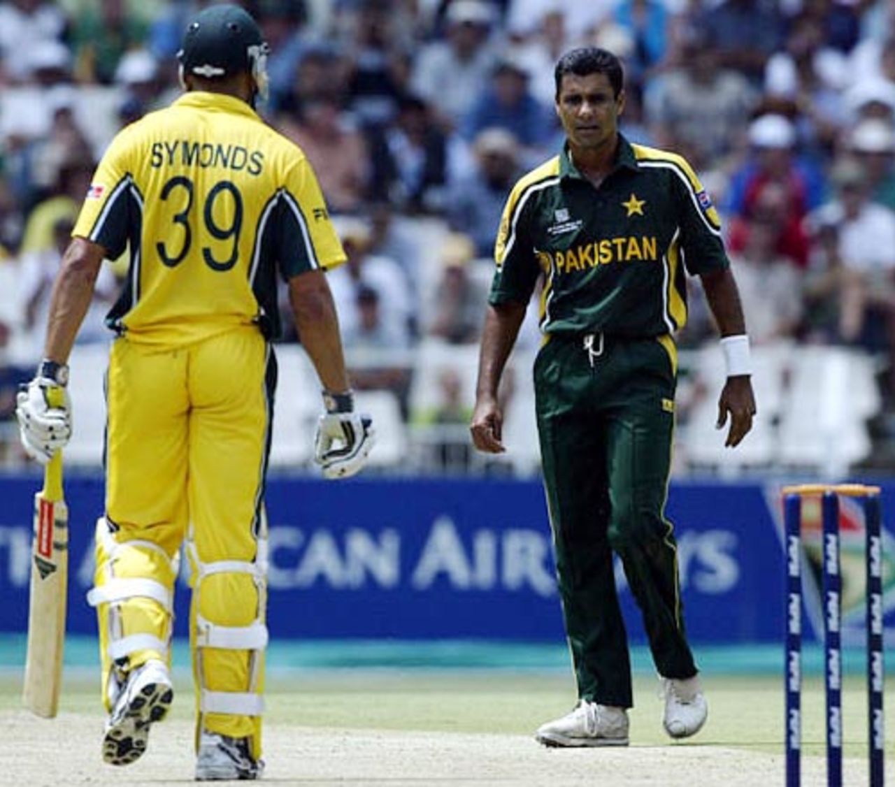 World Cup, 2003 - Australia v Pakistan at Johannesburg, 11 Feb 2003