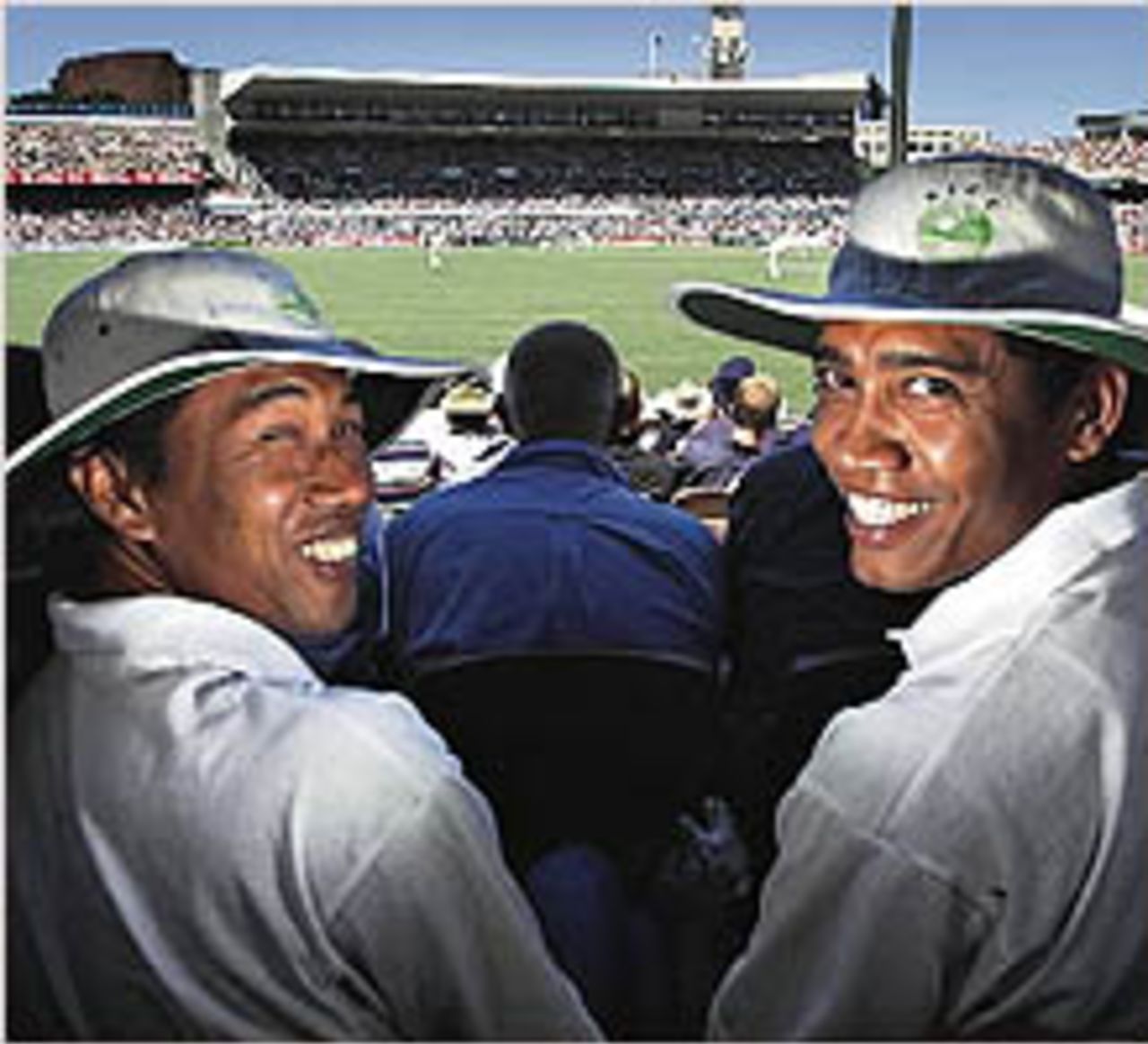 Bali representatives at the SCG, 2001