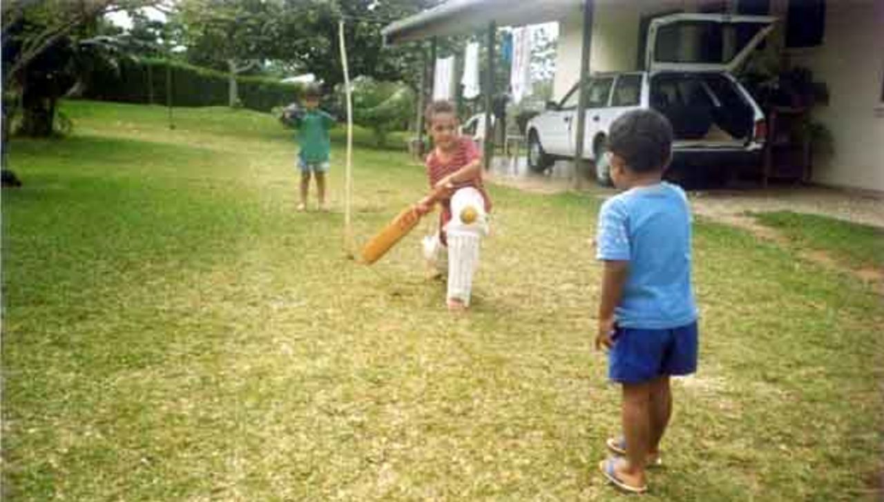 Junior backyard cricket, 2002