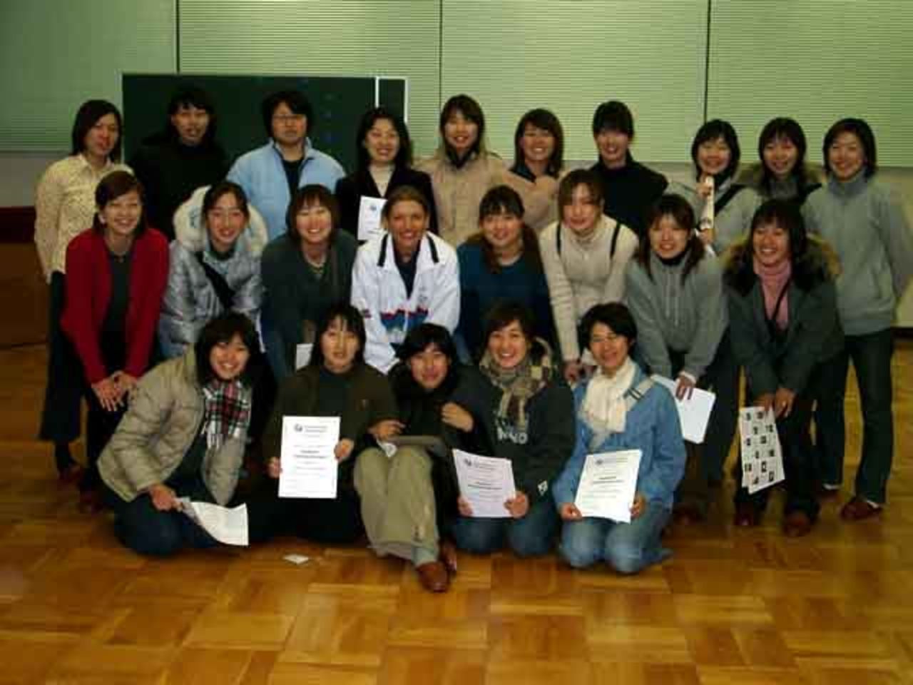 Claudia Fatone from Cricket Victoria with the Japan national women's team