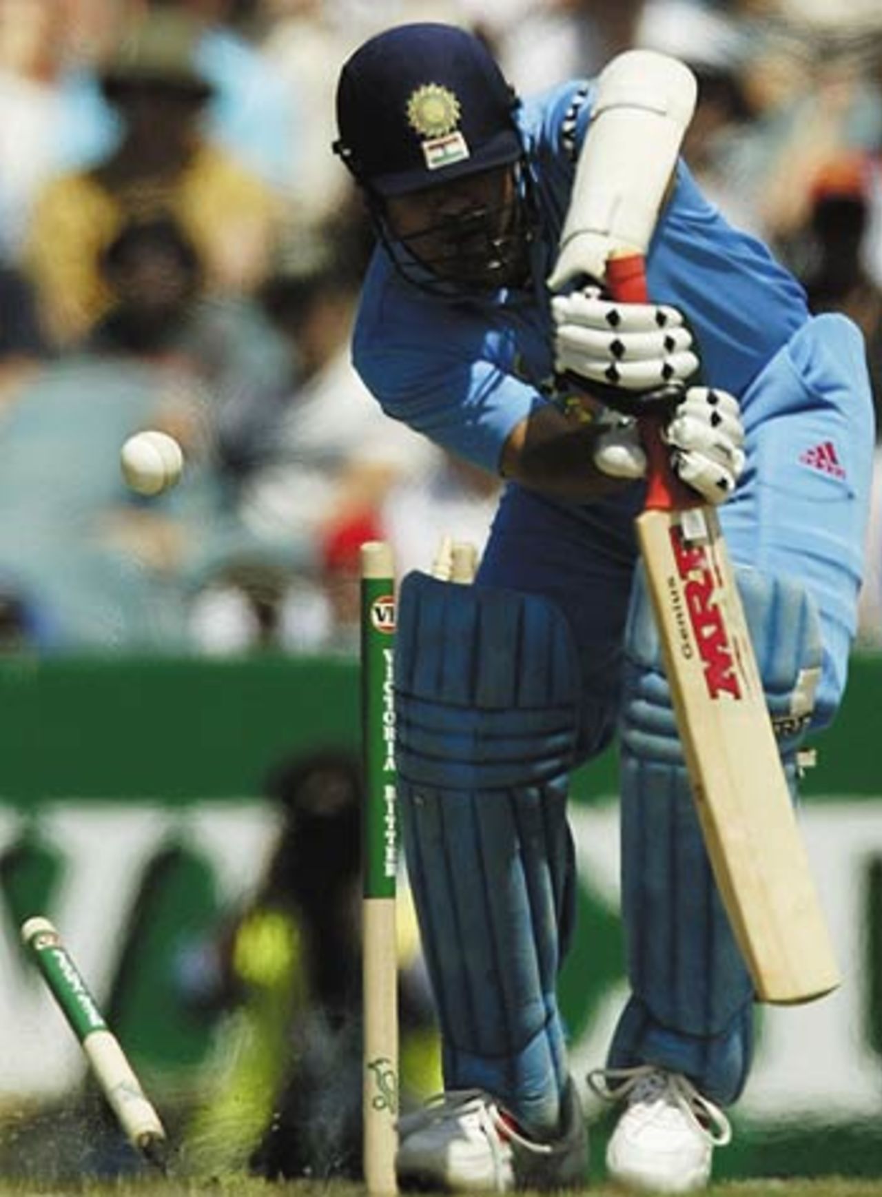 India are jolted as Sachin Tendulkar is comprehensively bowled, Australia v India, VB Series, 1st final, Melbourne, February 6, 2004