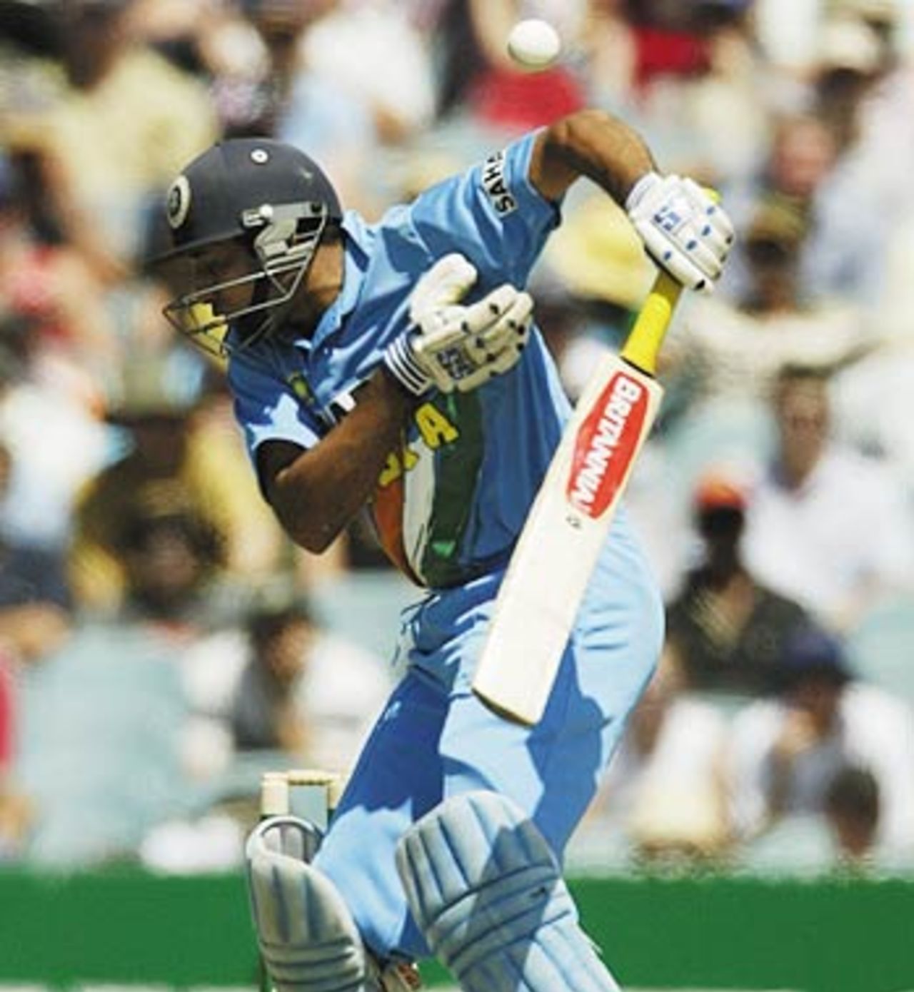 Brett Lee's fiery bouncer strikes VVS Laxman on the helmet, Australia v India, VB Series, 1st final, Melbourne, February 6, 2004
