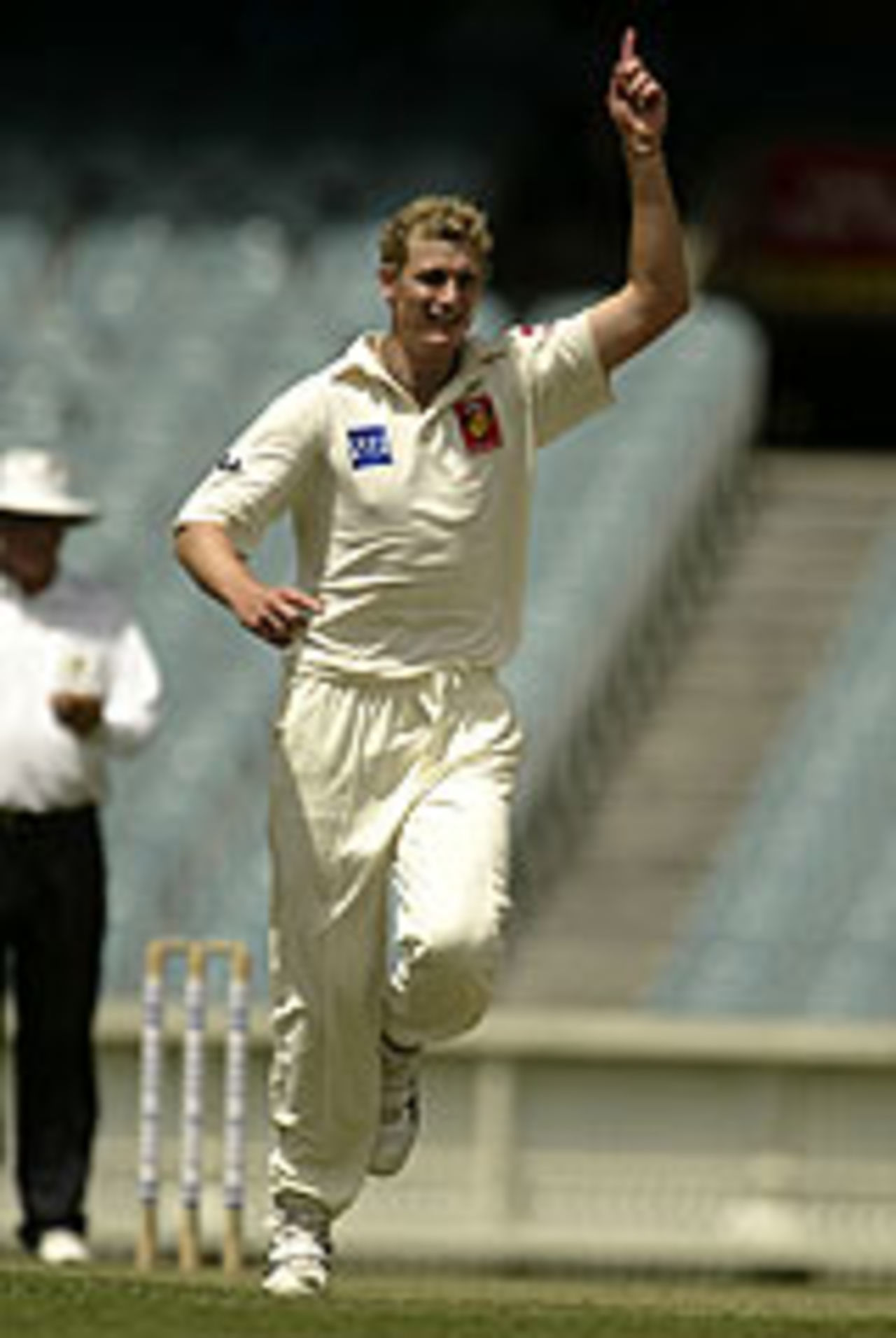 Allan Wise ran through South Australia's batting, Victoria v South Australia, Pura Cup, Melbourne, February 8, 2004