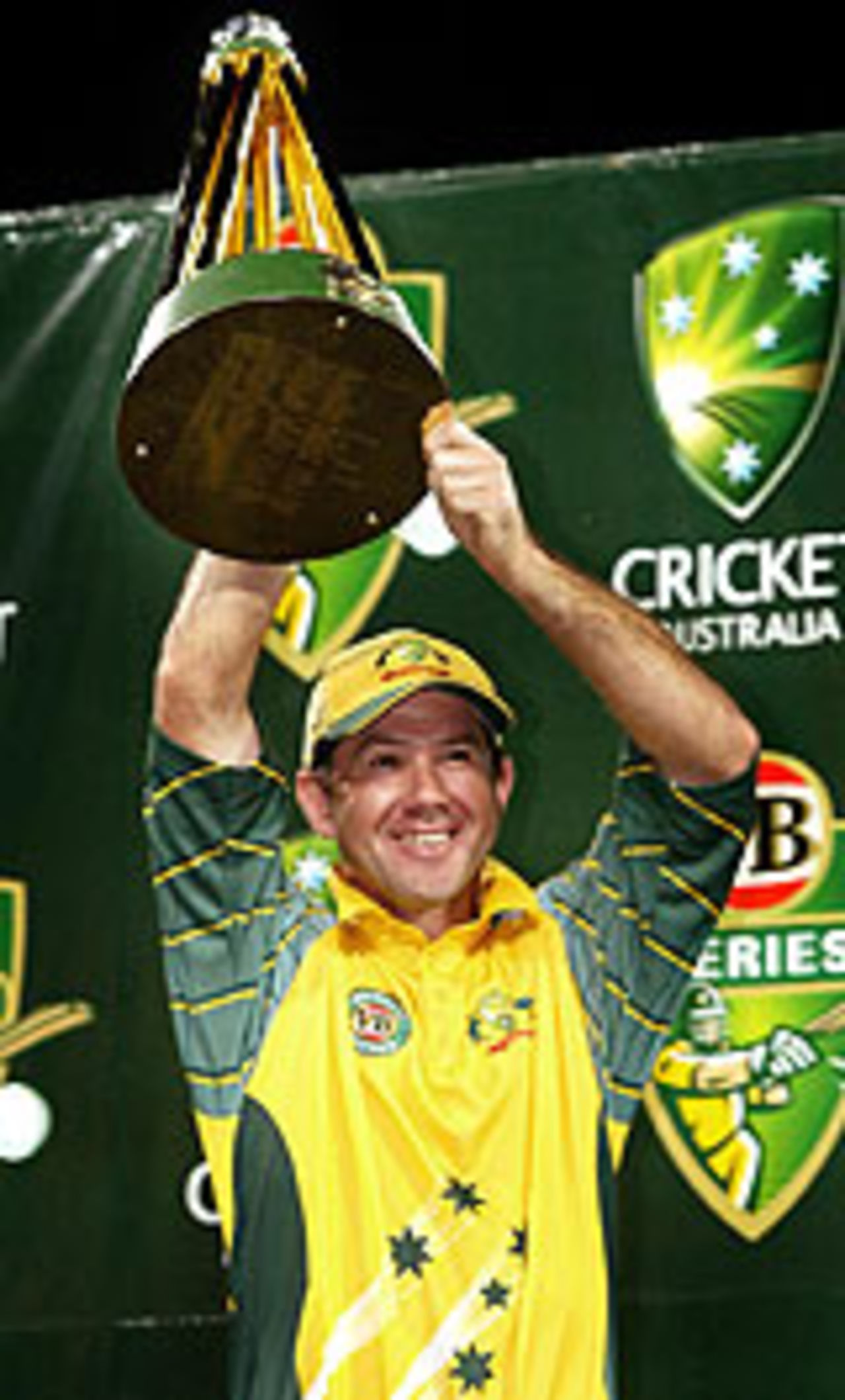 Ponting with the VB Series trophy, Australia v India, VB Series, 2nd final, Sydney, February 8, 2004