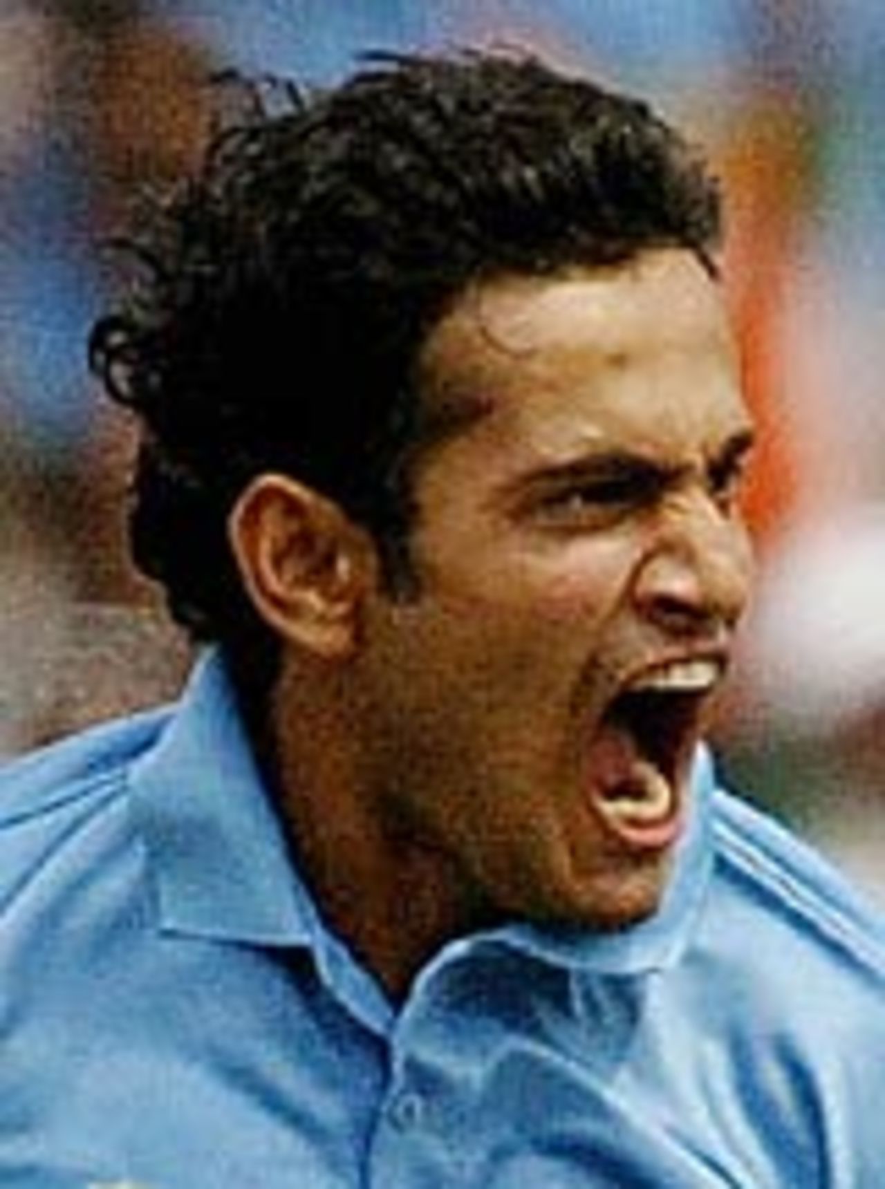 Irfan Pathan lets off steam, Australia v India, VB Series, 2nd final, Sydney, February 8, 2004