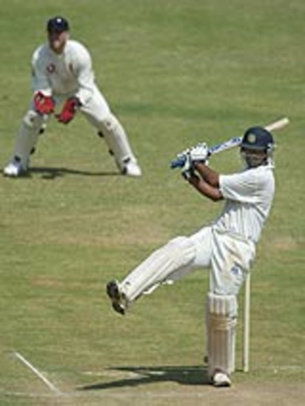 Mongia pulls a boundary during his century