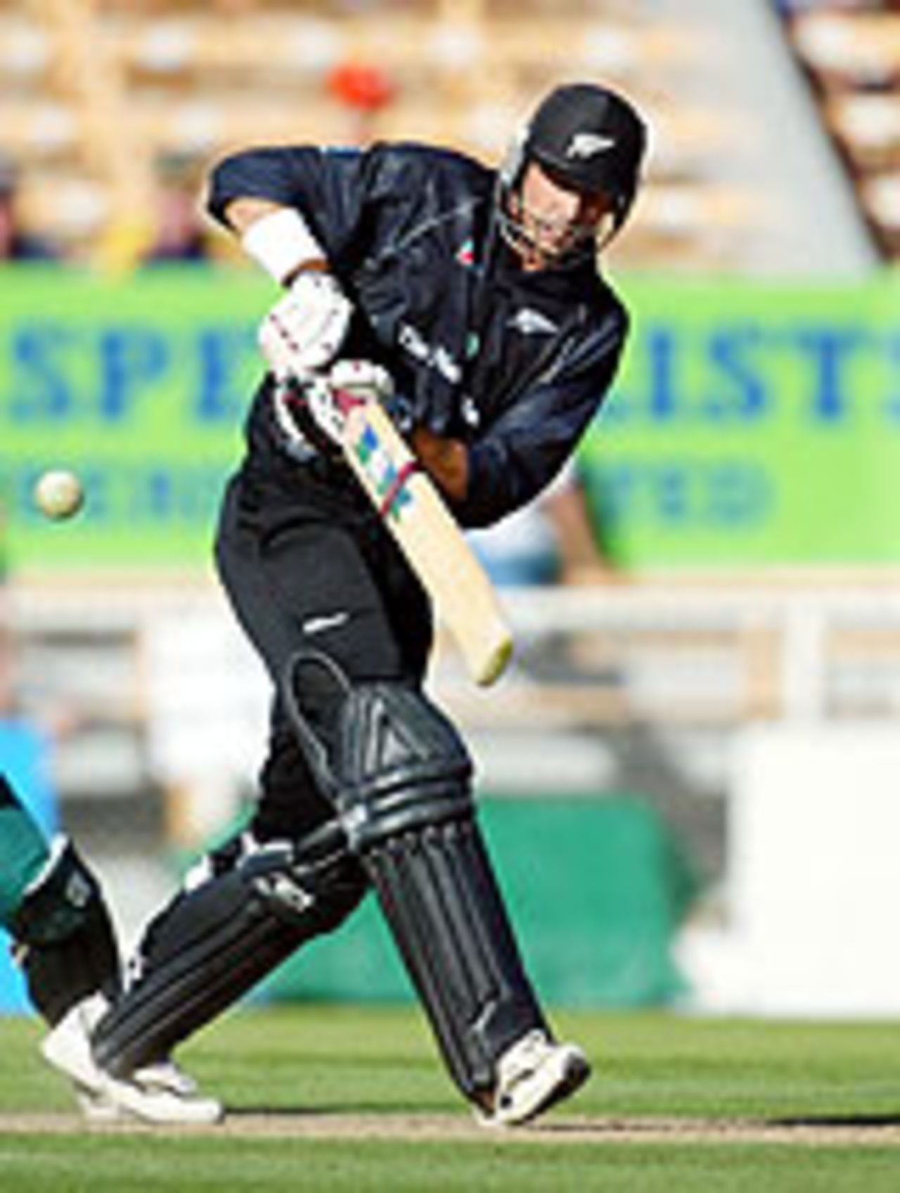 Stephen Fleming works one away, New Zealand v Pakistan, 2003-04