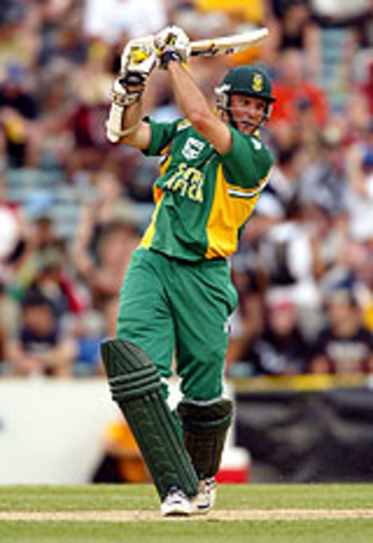 Graeme Smith drives, New Zealand v South Africa, 1st ODI, 2003-04