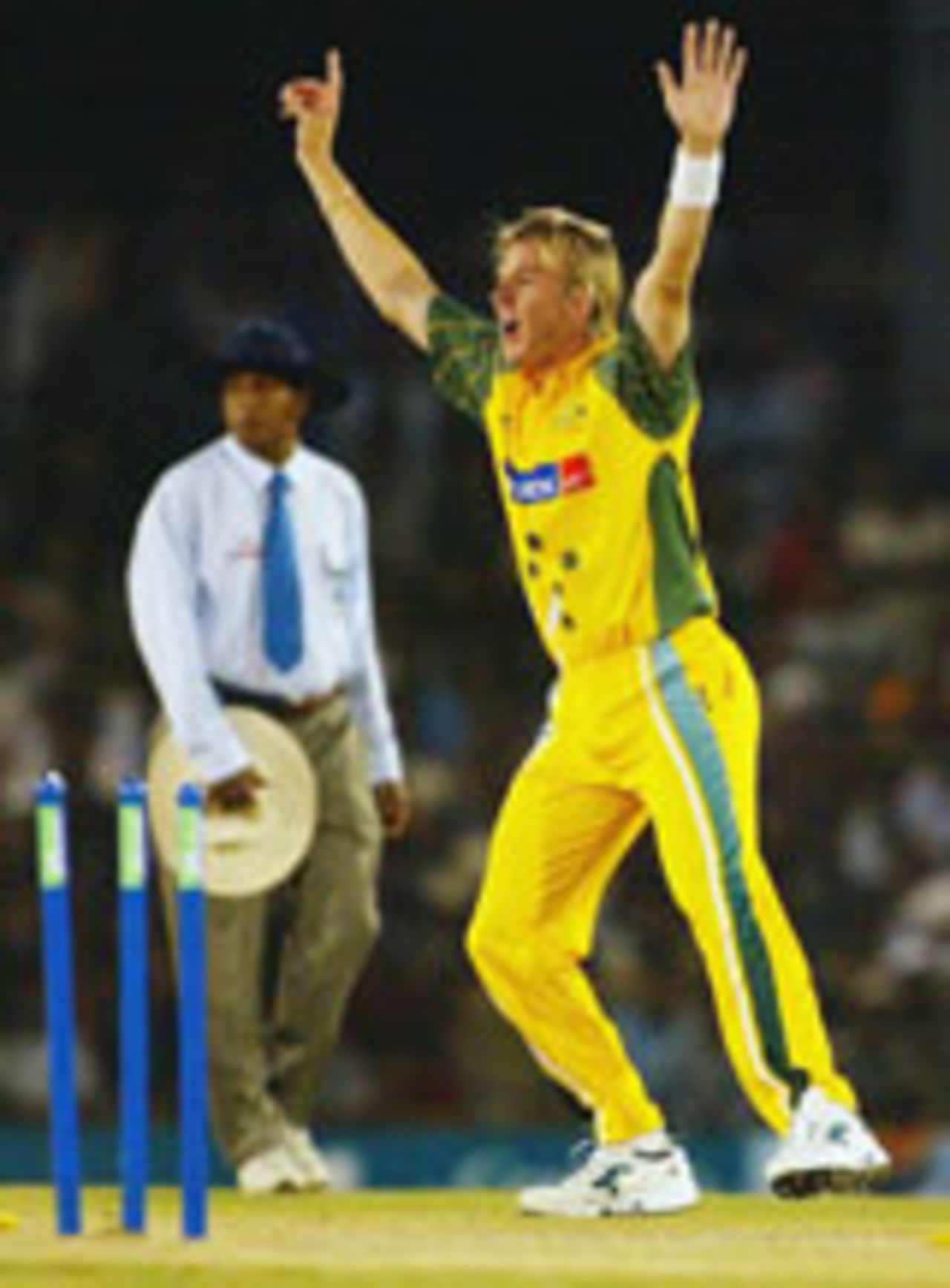Brett Lee appeals for a run-out, Sri Lanka v Australia, 1st ODI, Dambulla, February 20, 2004