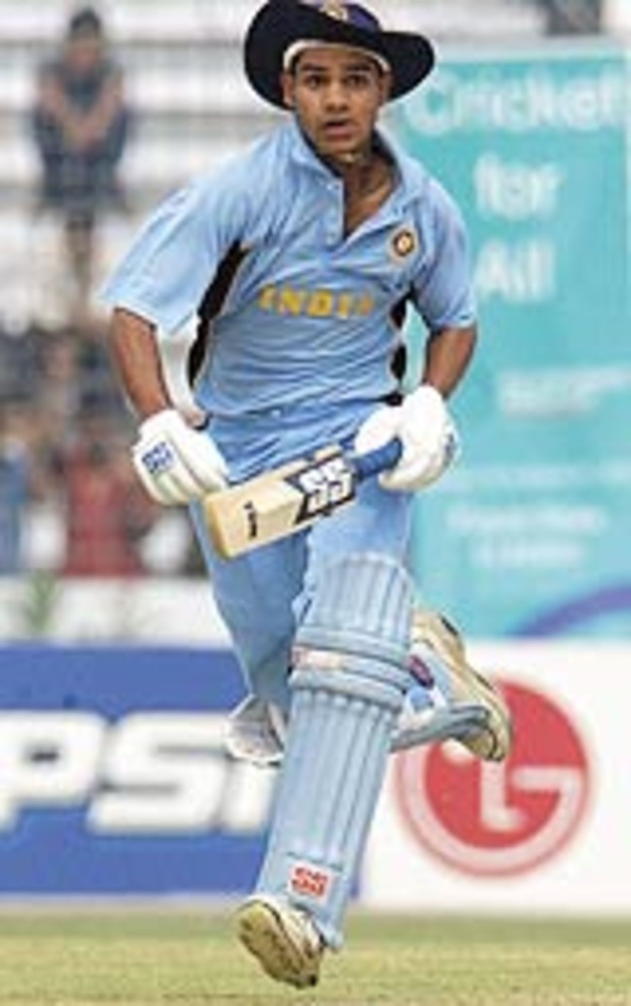 Shikhar Dhawan's fine innings wasn't enough as South Africa scraped through in a thriller, India v South Africa, U19 World Cup, February 22, 2004