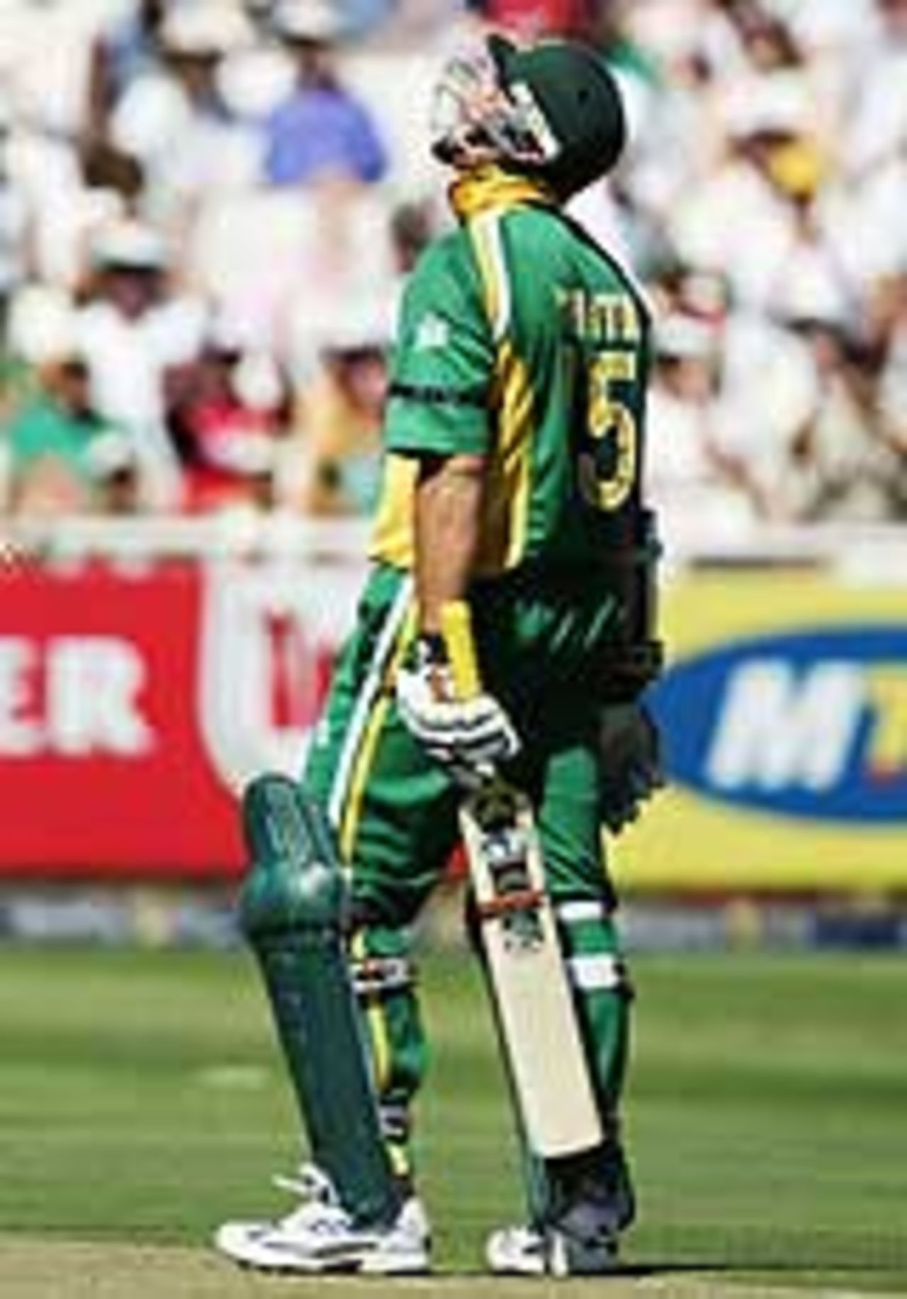 Graeme Smith looks to the heavens as Kabir Ali traps him lbw, in the fourth ODI at Newlands, South Africa v England, Port Elizabeth, February 4, 2005