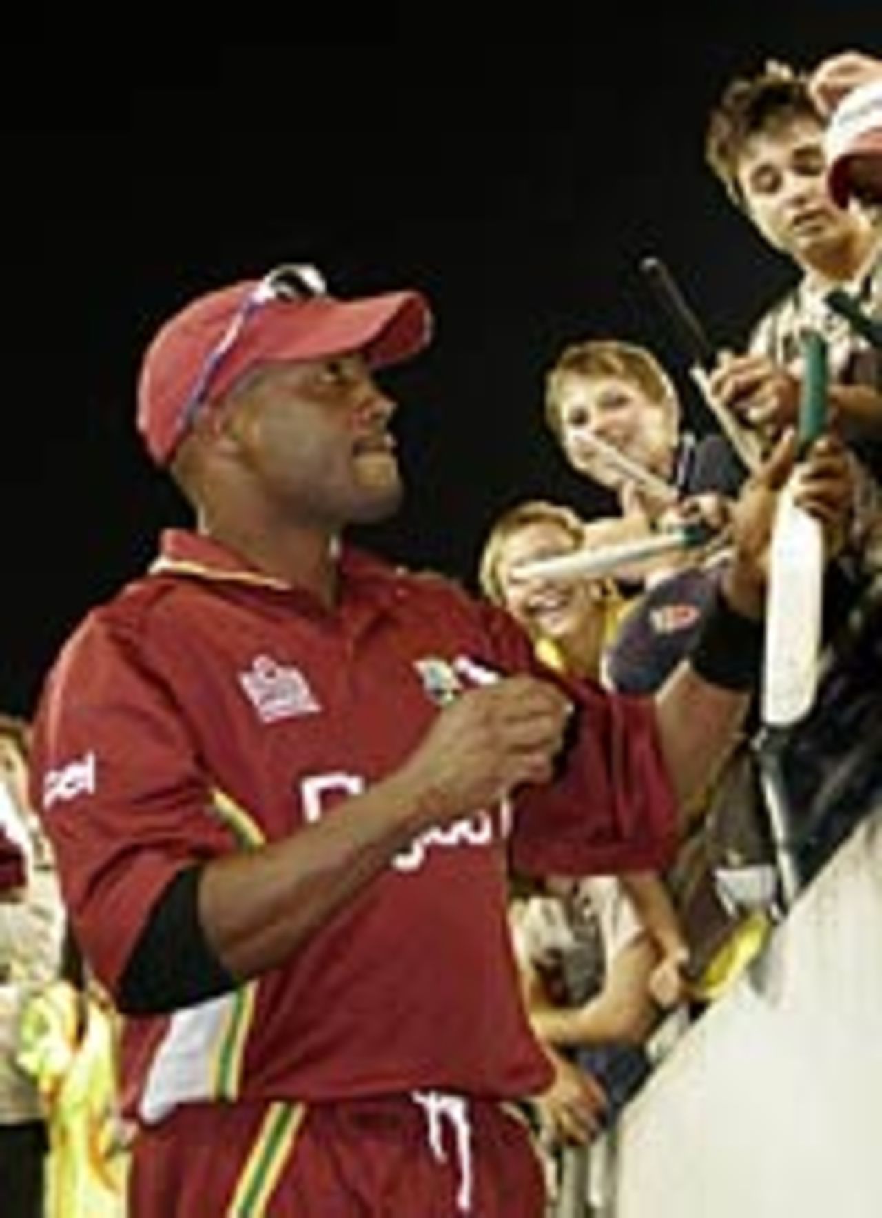 Brian Lara signs autographs, VB Series, Australia, January 2005