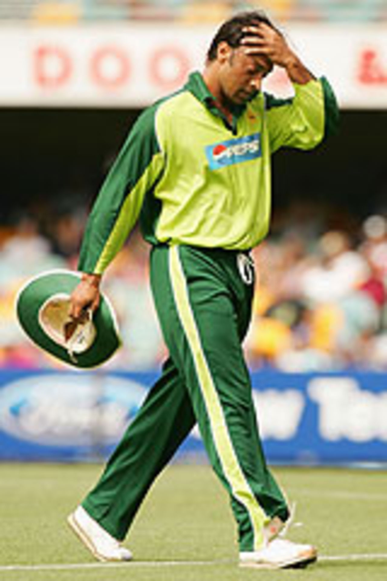 Shoaib Akhtar looks disconsolate, Pakistan v Australia, VB Series, 2004-05