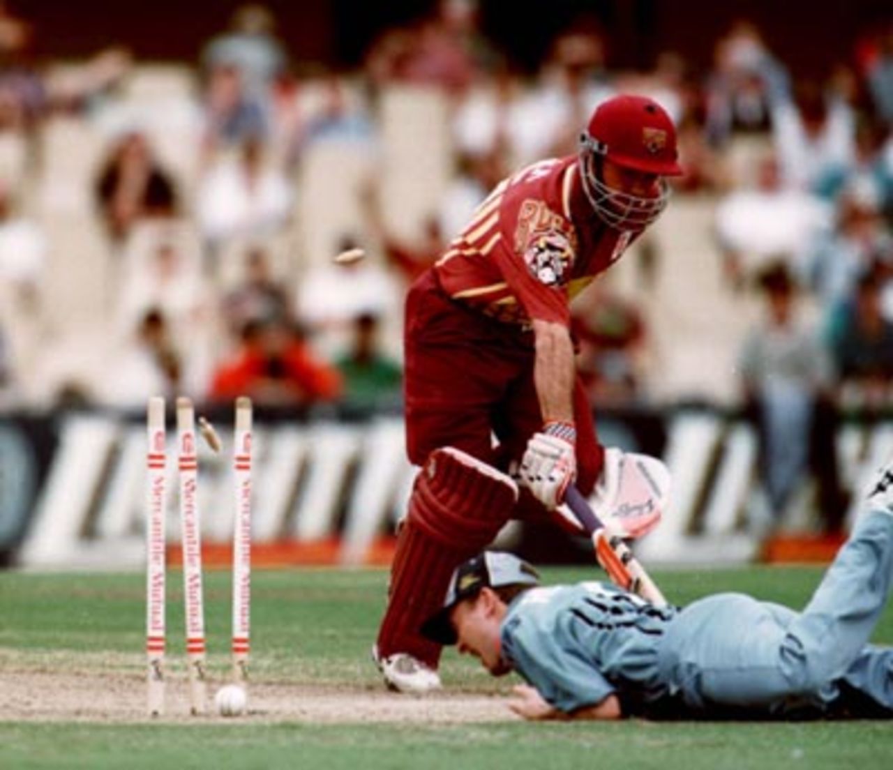 Kevin Roberts runs out Jimmy Maher during the Mercantile Mutual Cup Final at the Sydney Cricket Ground, March 1st 1998.