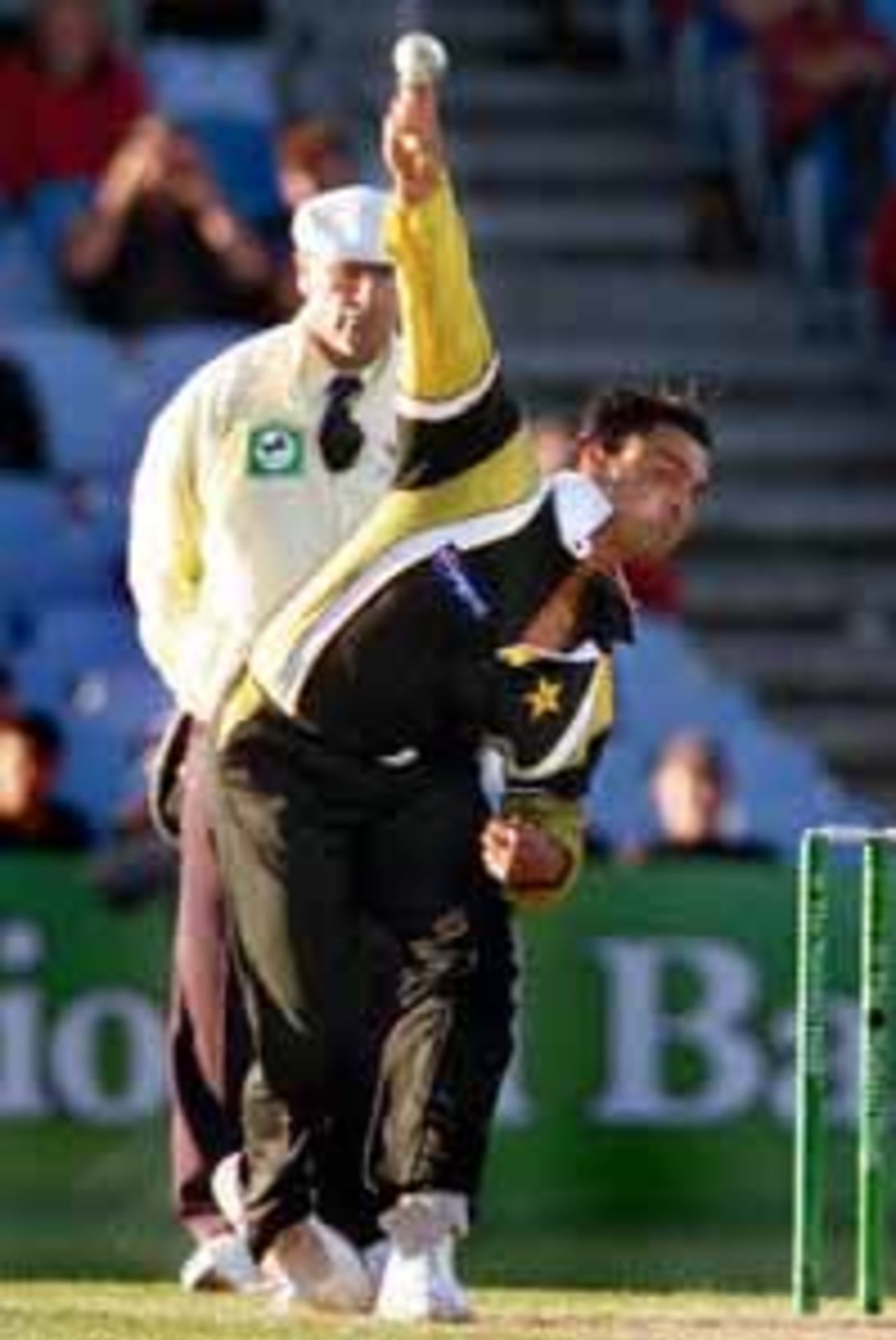New Zealand v Pakistan, 5th ODI 28th February 2001,Dunedin