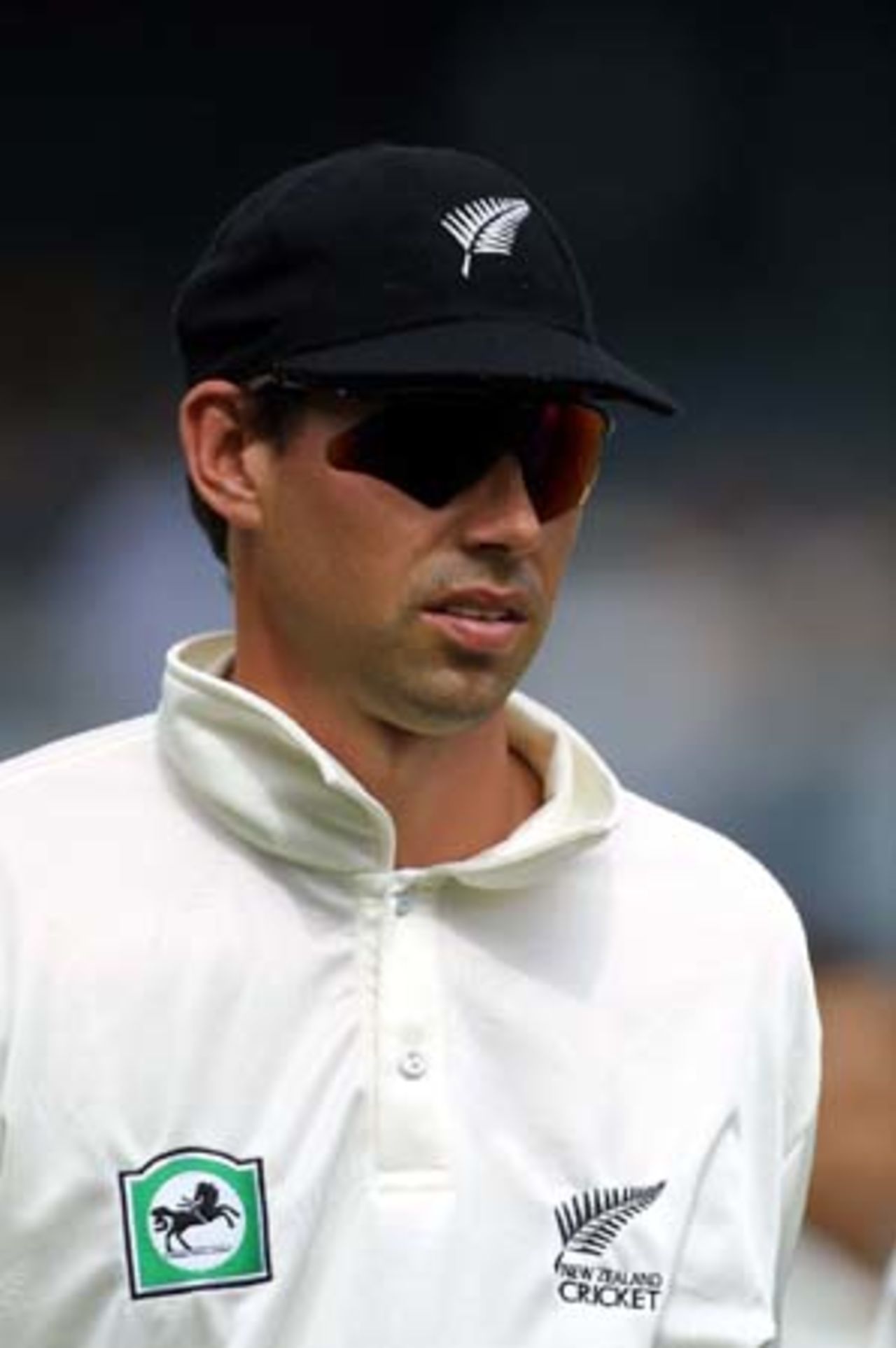 New Zealand captain Stephen Fleming while in the field. 1st Test: New Zealand v Pakistan at Eden Park, Auckland, 8-12 March 2001 (8 March 2001).