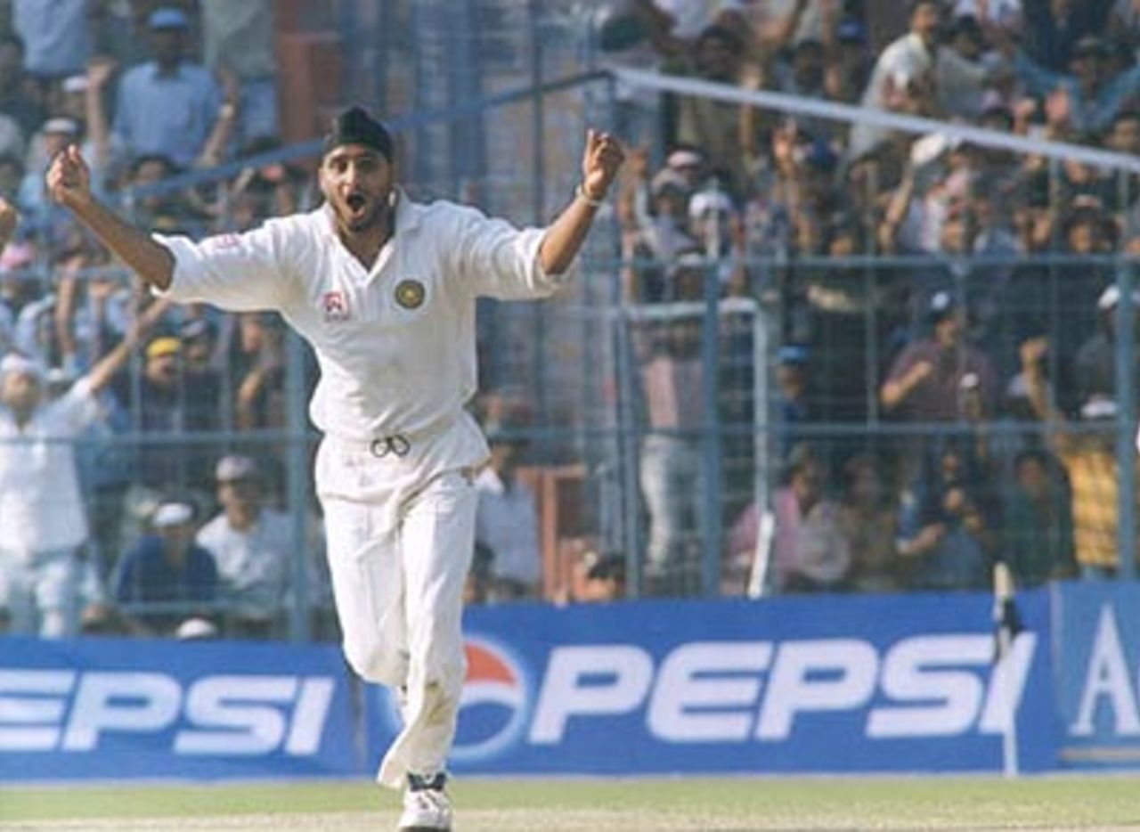 11 Mar 2001: Australia in India, India v Australia 2nd Test, Eden Gardens, Calcutta 11-15 Mar 2001 (Day 1)