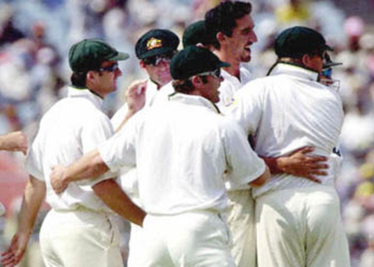 12 Mar 2001: Australia in India, India v Australia 2nd Test, Eden Gardens, Calcutta 11-15 Mar 2001 (Day 2).