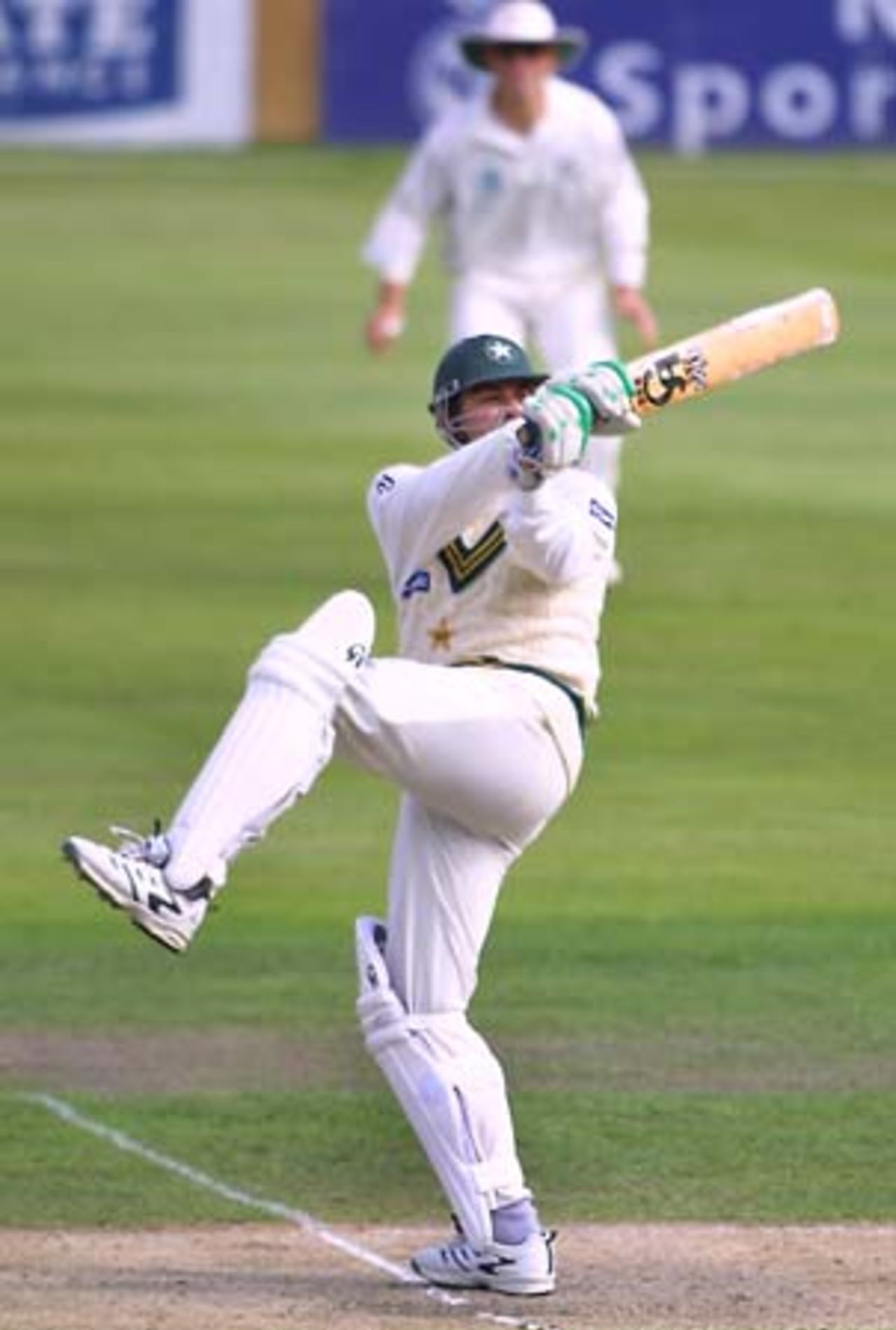 Pakistan batsman Inzamam-ul-Haq hooks a ball during his first innings of 130. 2nd Test: New Zealand v Pakistan at Jade Stadium, Christchurch, 15-19 March 2001 (17 March 2001).