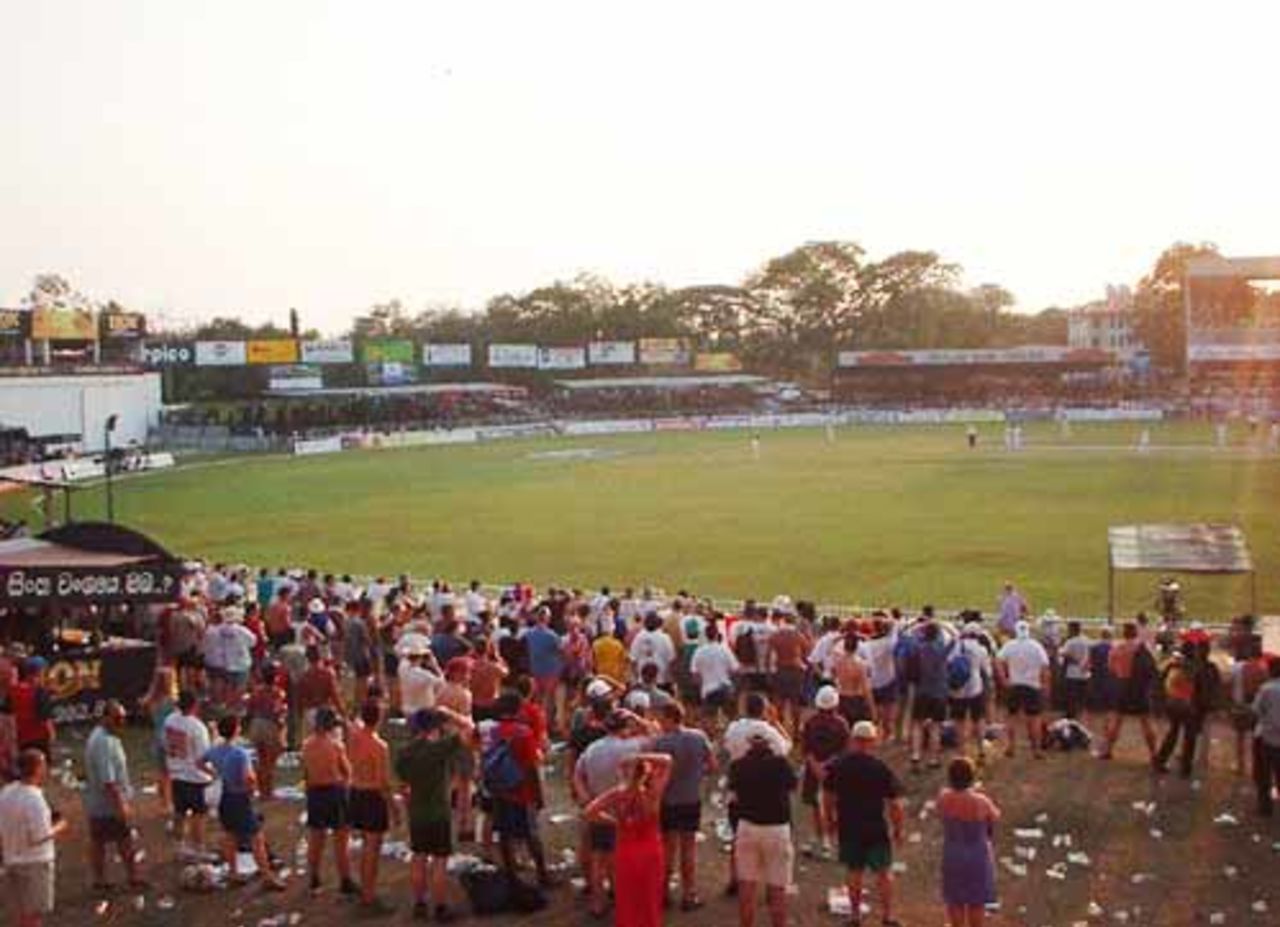 Sri Lanka v England 3rd Test at Colombo, 15-19 March 2001A
