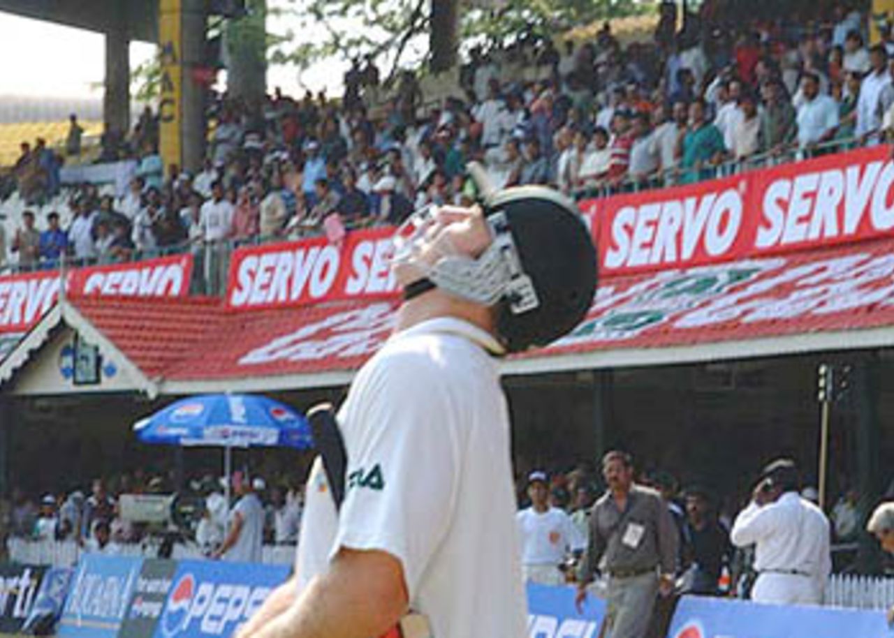 18 Mar 2001: Australia in India, India v Australia 3rd Test, MA Chidambaram Stadium, Chepauk, Chennai, 18-22 Mar 2001(Day 1).