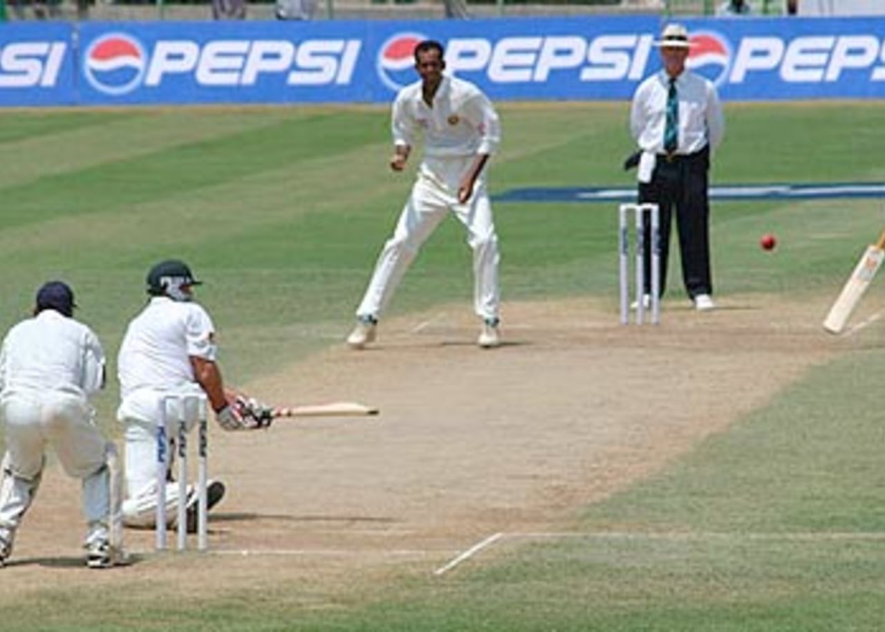 18 Mar 2001: Australia in India, India v Australia 3rd Test, MA Chidambaram Stadium, Chepauk, Chennai, 18-22 Mar 2001(Day 1).