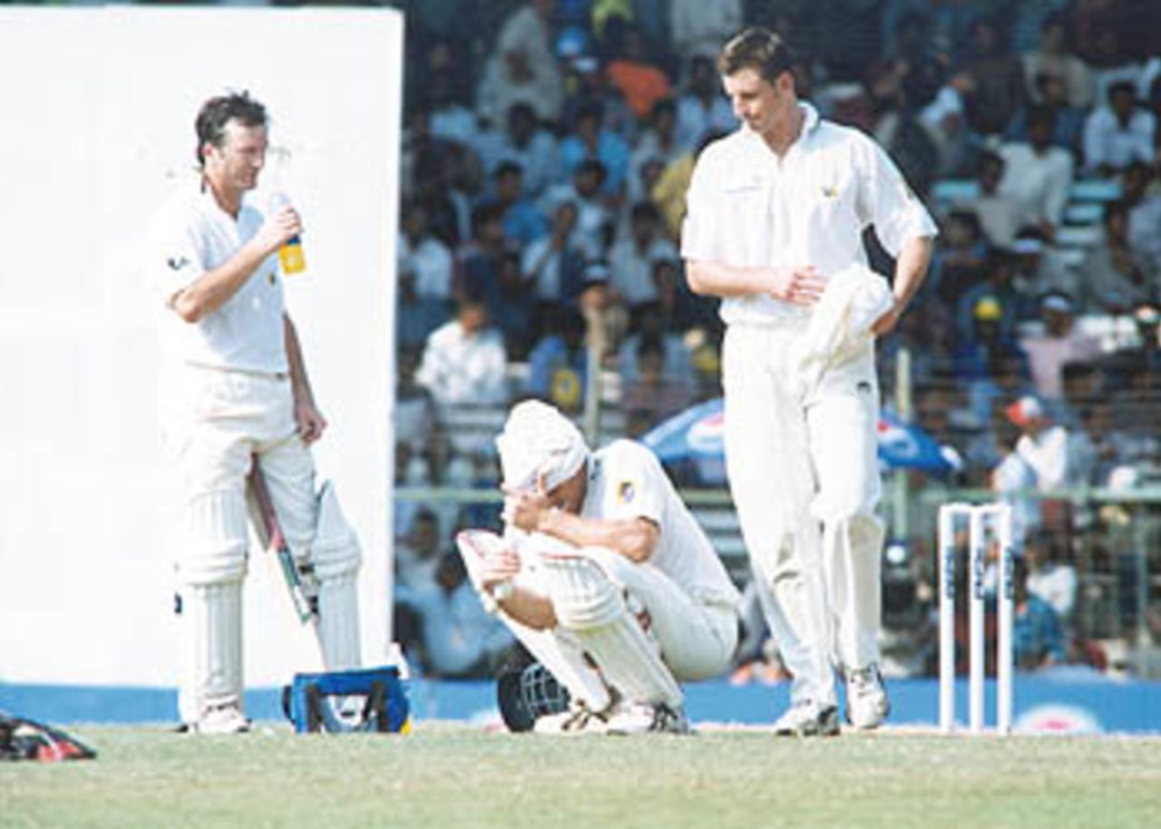 18 Mar 2001: Australia in India, India v Australia 3rd Test, MA Chidambaram Stadium, Chepauk, Chennai, 18-22 Mar 2001(Day 1).