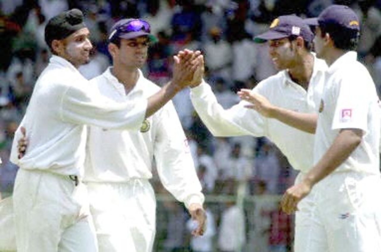 19 Mar 2001: Australia in India, India v Australia 3rd Test, MA Chidambaram Stadium, Chepauk, Chennai, 18-22 Mar 2001 (Day 2)