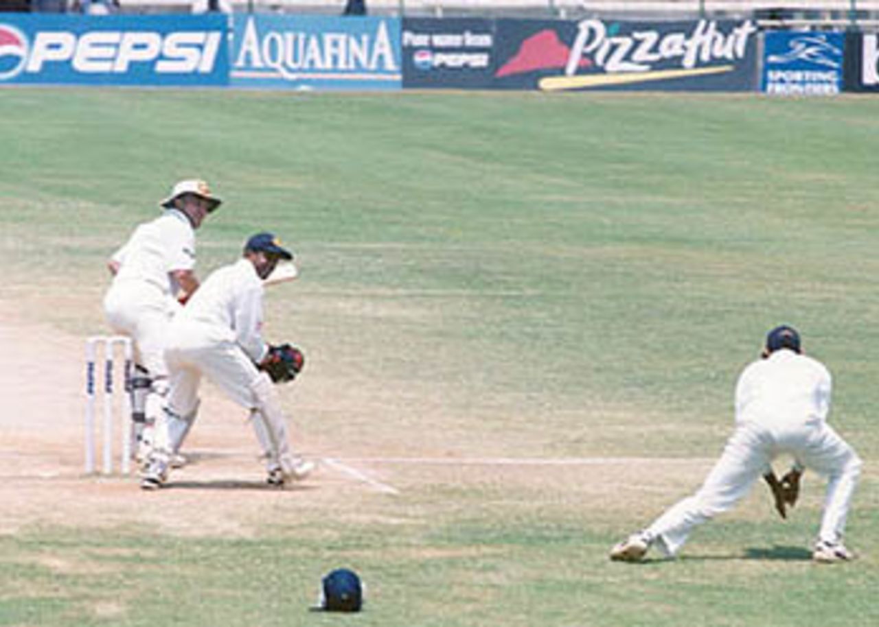 21 Mar 2001: Australia in India, India v Australia 3rd Test, MA Chidambaram Stadium, Chepauk, Chennai, 18-22 Mar 2001(Day 4).