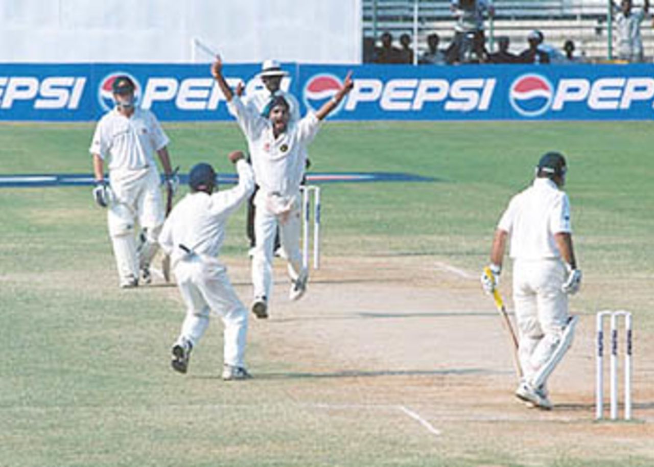 21 Mar 2001: Australia in India, India v Australia 3rd Test, MA Chidambaram Stadium, Chepauk, Chennai, 18-22 Mar 2001(Day 4).