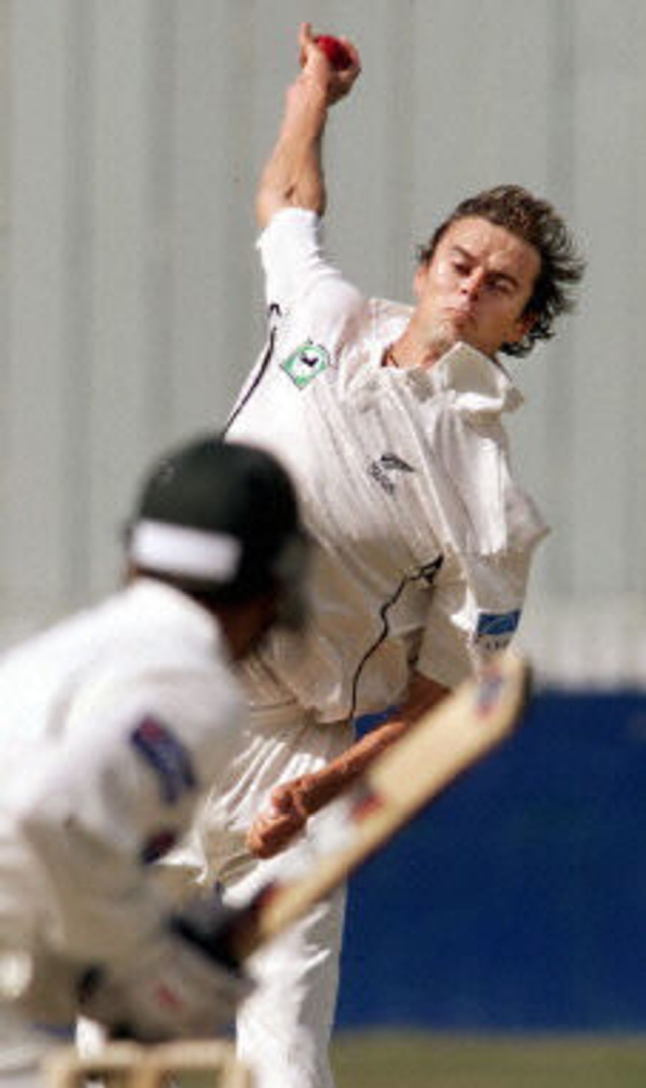 Chris Martin sends down a delivery, as he destroys Pakistan's top order, day 1, 3rd Test at Hamilton, 27-31 March 2001.