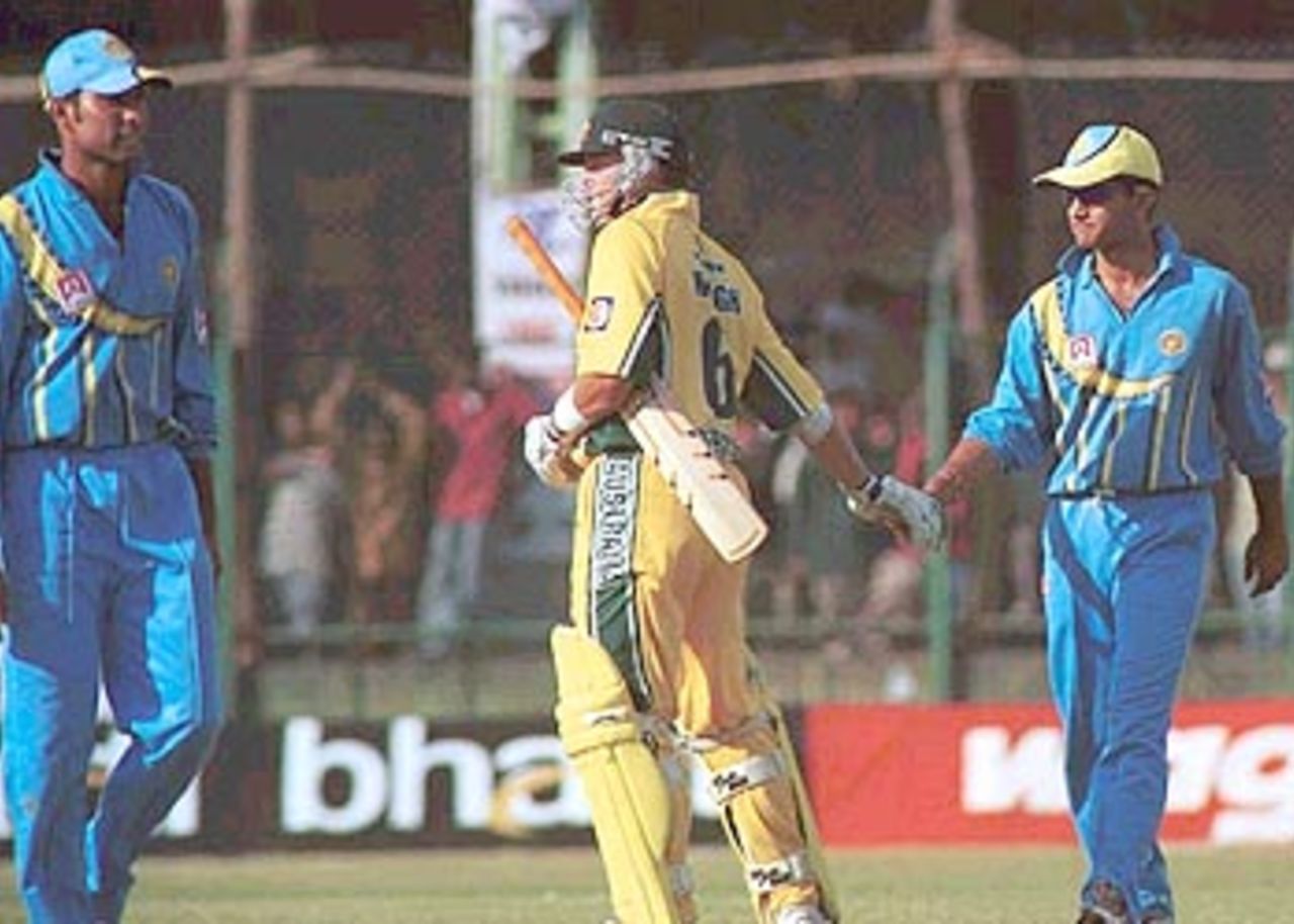 28 Mar 2001: Australia in India 2000/01, 2nd One-Day International, India v Australia, Nehru Stadium, Pune.