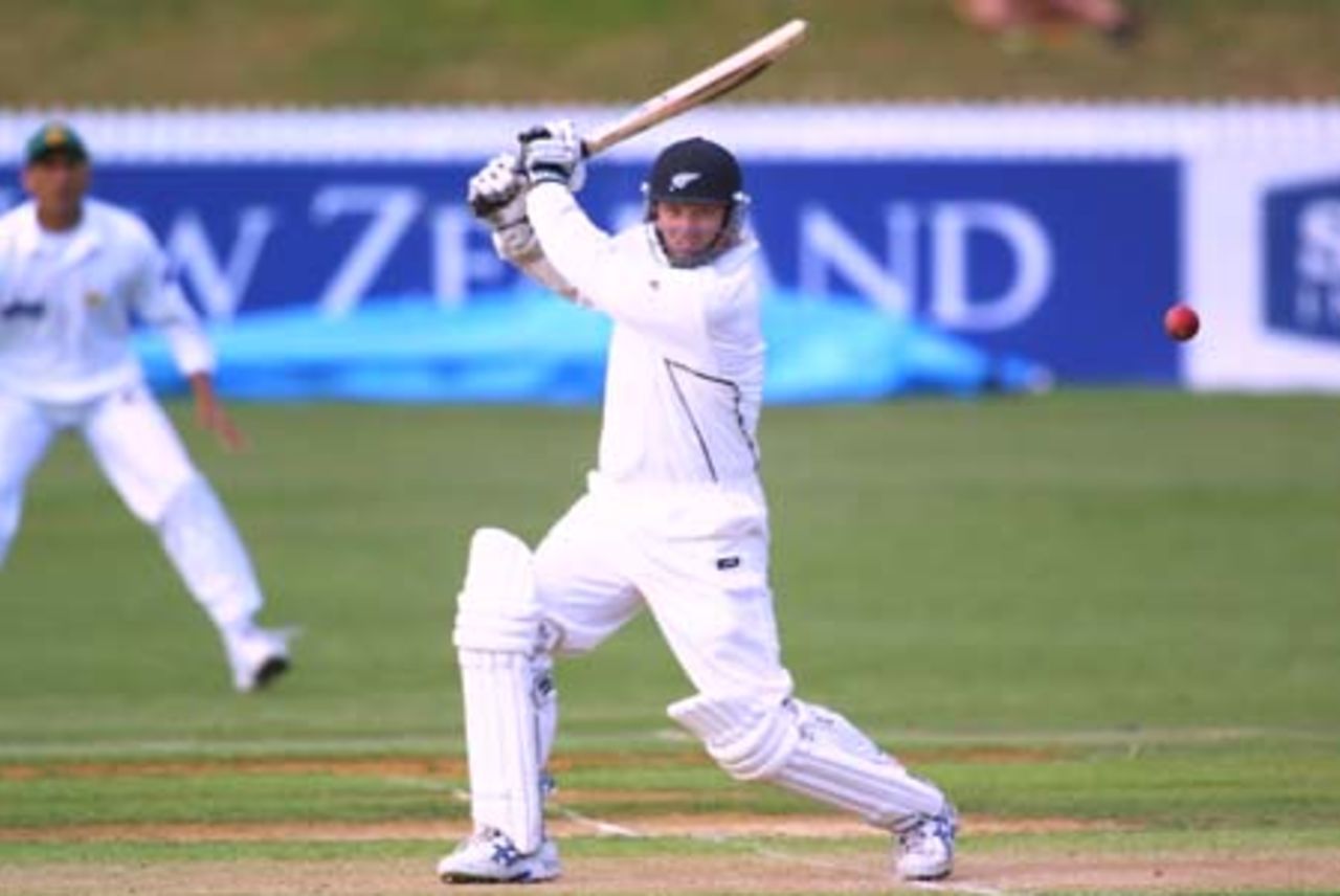 New Zealand opening batsman Mark Richardson plays an aerial square drive during his first innings. Richardson ended the third day's play on 106 not out, his maiden Test century. 3rd Test: New Zealand v Pakistan at WestpacTrust Park, Hamilton, 27-31 March 2001 (Day 3).