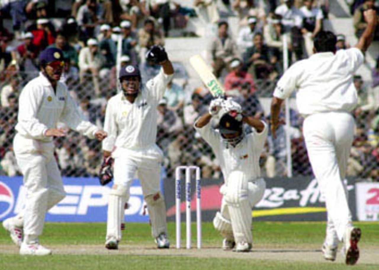 India v Zimbabwe, 2nd Test match, Day Four, Feroz Shah Kotla, Delhi, 28 Feb-4 March 2002