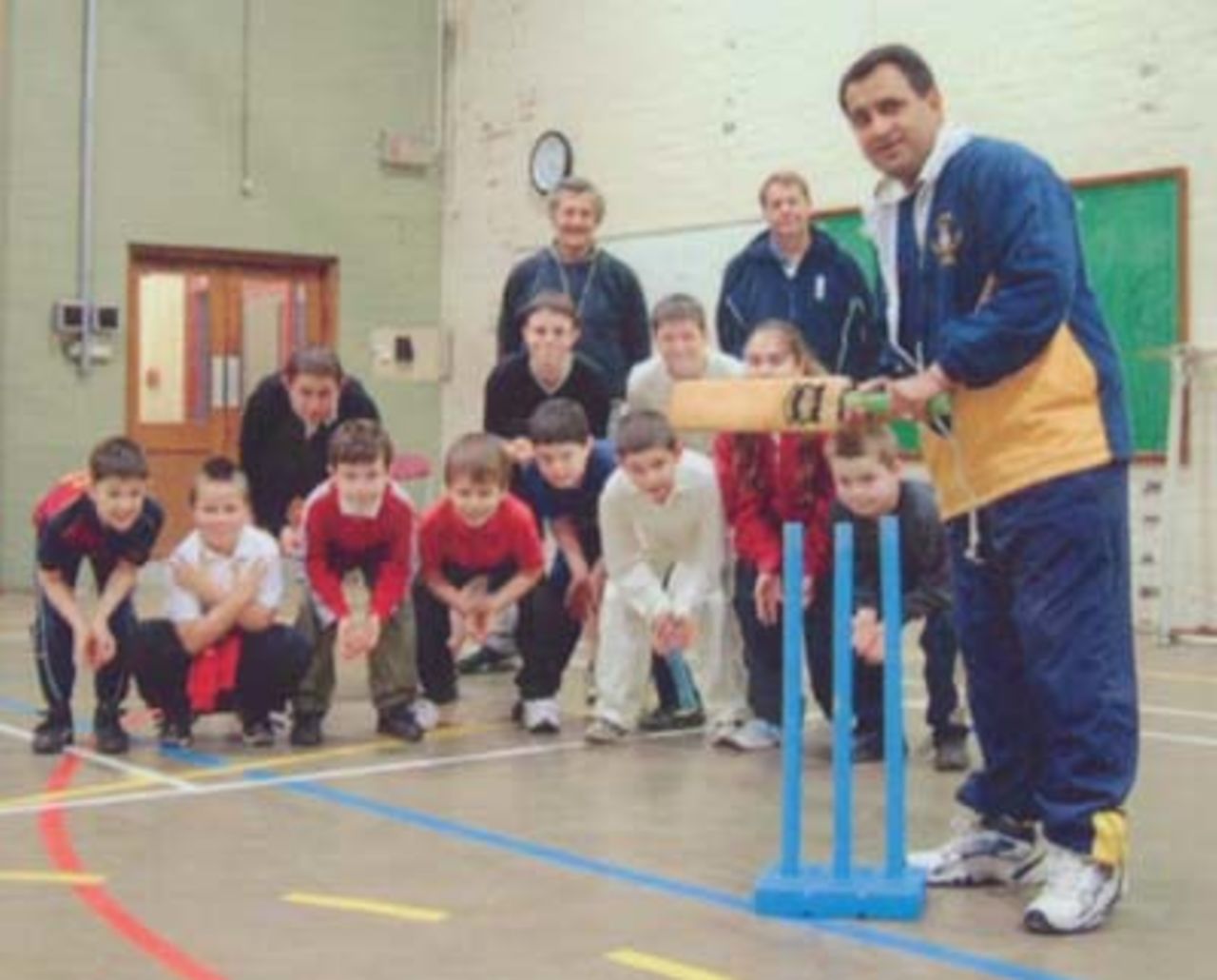 Raj Maru now one of Hampshire's senior coaching members takes Springfield School children as part of the Cluster Group Schools, Coaching scheme.