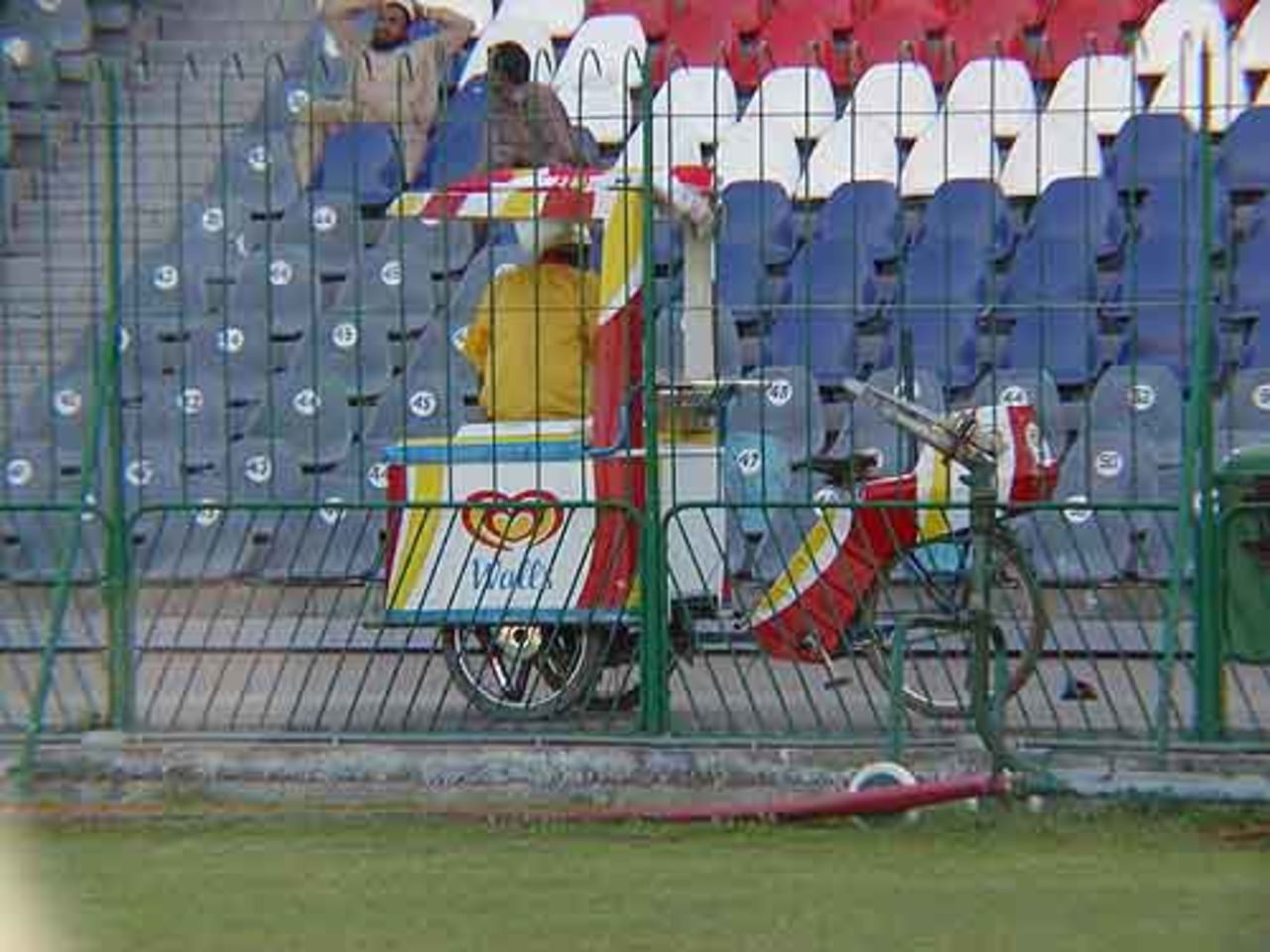 ATC Final Sri Lanka v Pakistan at Gaddafi Stadium in Lahore, 6 - 10 March 2002