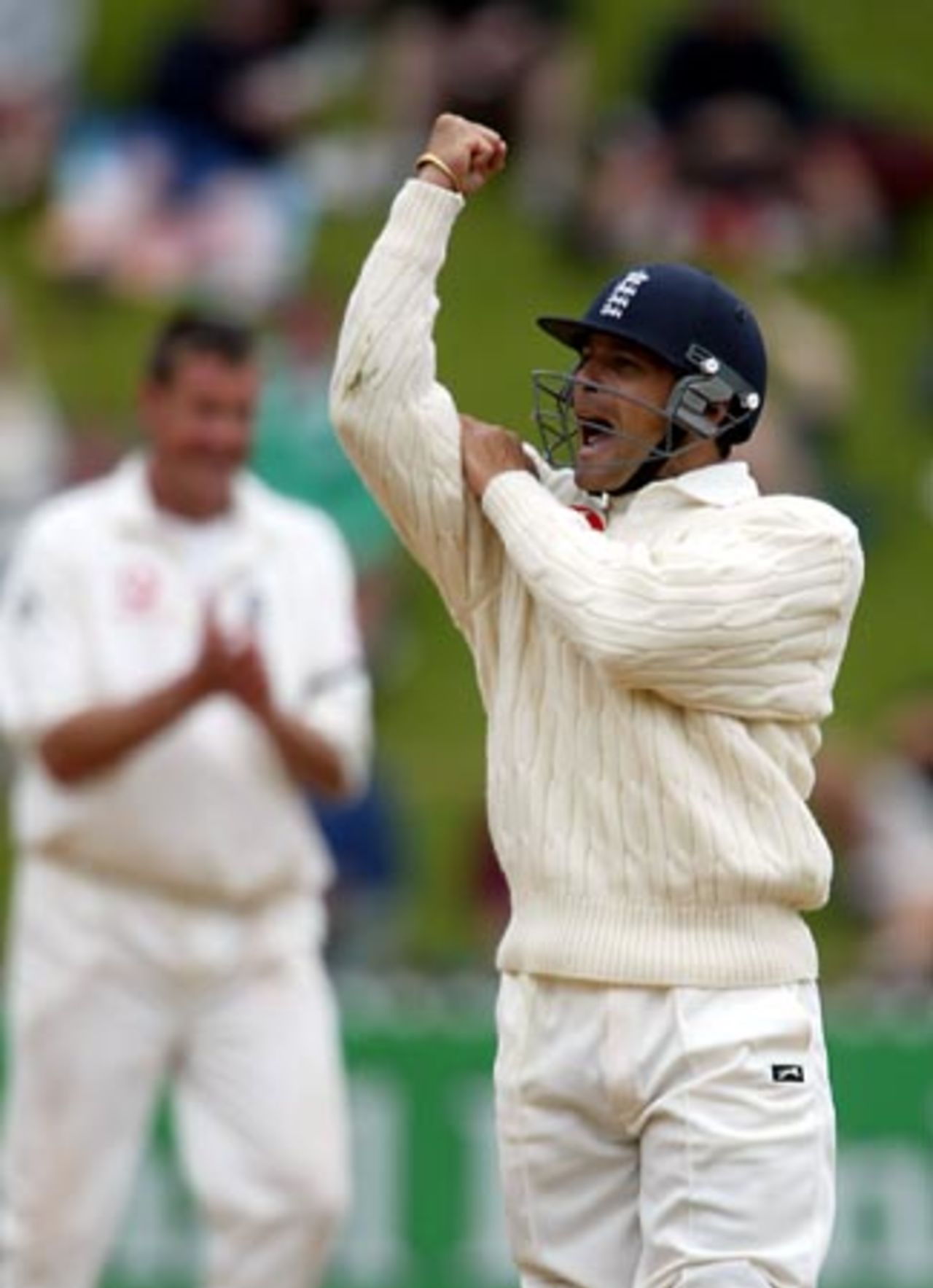 England fielder Mark Ramprakash gestures to the crowd after fielding a delivery from the bowling of Ashley Giles. 2nd Test: New Zealand v England at Basin Reserve, Wellington, 21-25 March 2002 (25 March 2002).