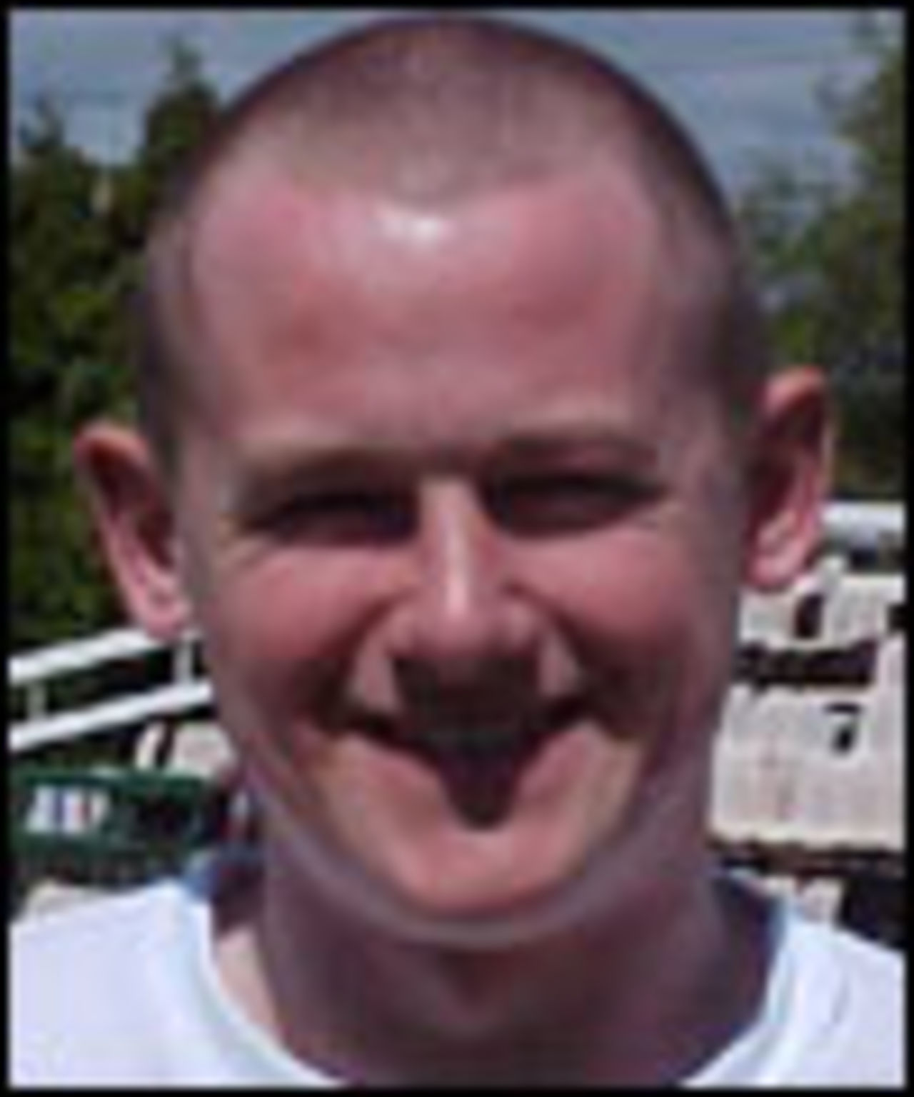 A portrait of Simon Edmondson