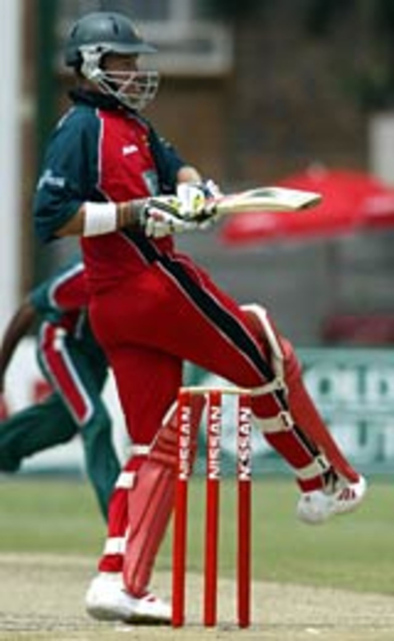 Sean Ervine on his way to 50, Zimbabwe v Bangladesh, 4th ODI, Harare, March 12, 2004