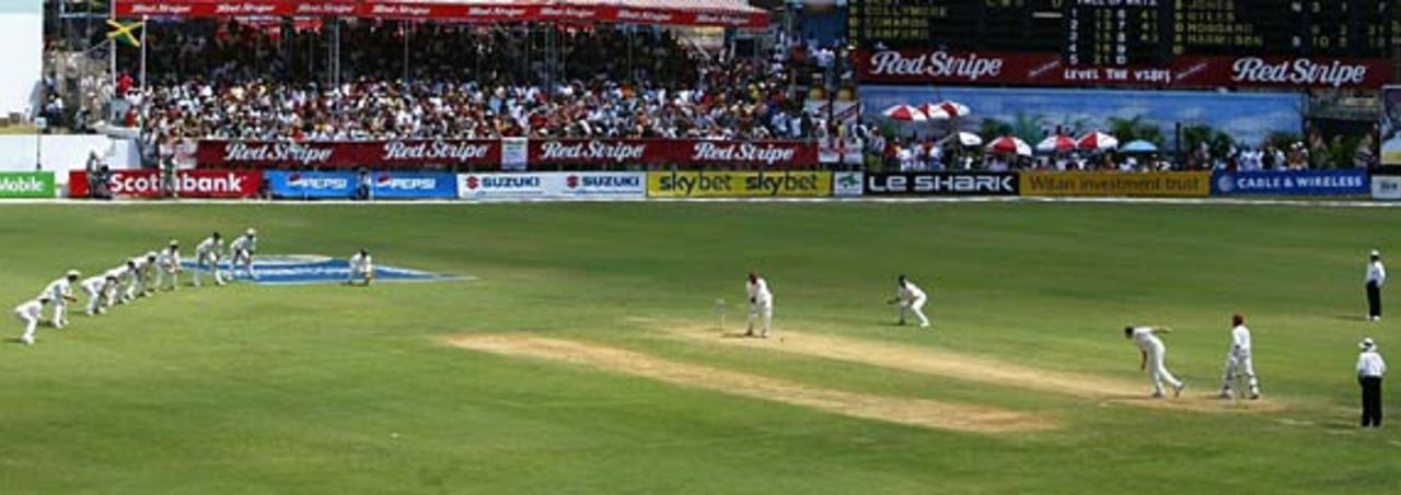 Role reversal - all ten England fielders round the bat, West Indies v England, 1st Test, Sabina Park, 4th day, March 14, 2004