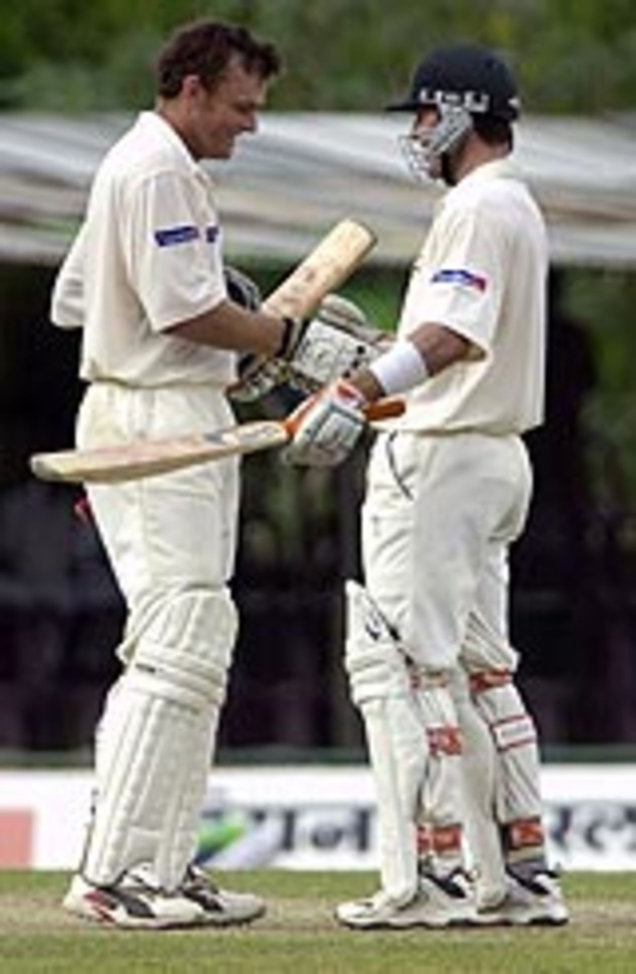 Adam Gilchrist reaches his century, Sri Lanka v Australia, 2nd Test, Kandy, 2nd day, March 17, 2004
